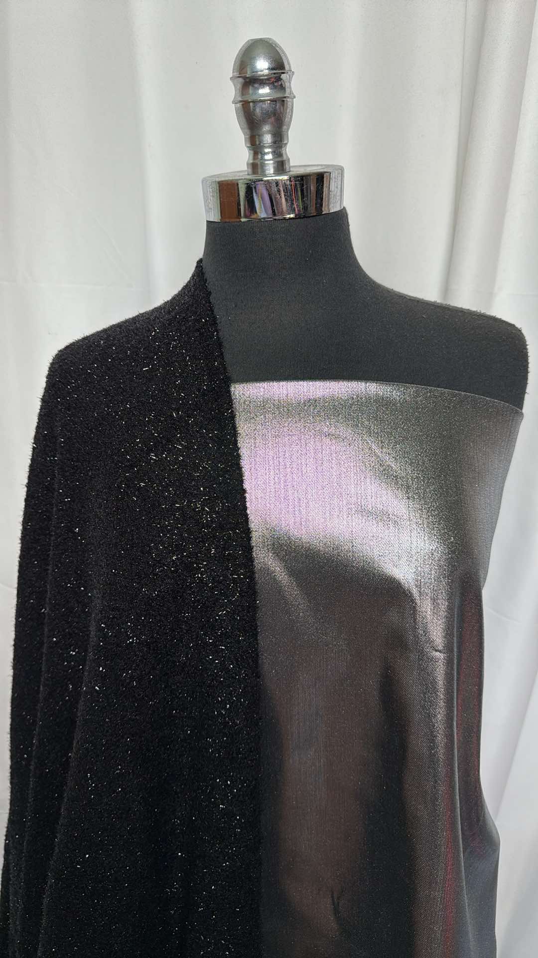 SPARKLE "HAIR"/FOIL TWILL BUNDLE : 2YD Foil Twill Woven & 3YD Black Sparkle "Hair" Sweater : A27158