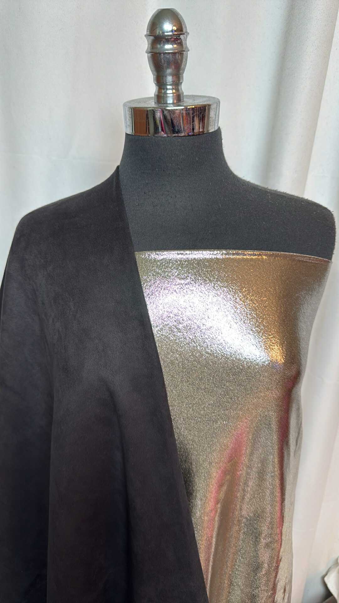 BLACK SUEDE/TAUPE FOIL BUNDLE : 2YD Silver on Taupe Foil PF & 2YD Black Suede Scuba : A28702