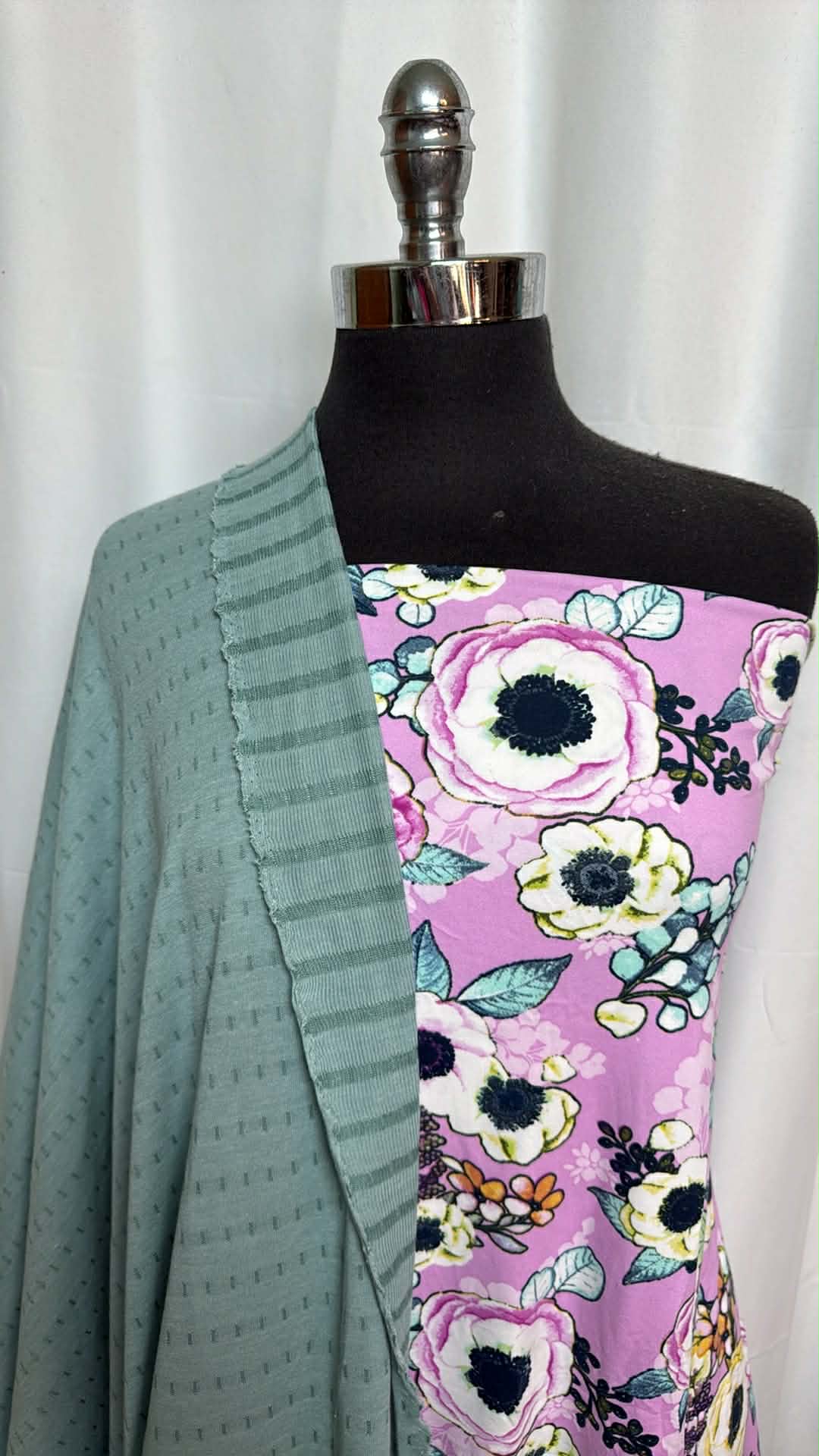 LAVENDER FLORAL/JACQUARD BUNDLE : 2YD Lavender Floral DBP & 3YD 2-Faced C/P Rayon Jacquard : A29348