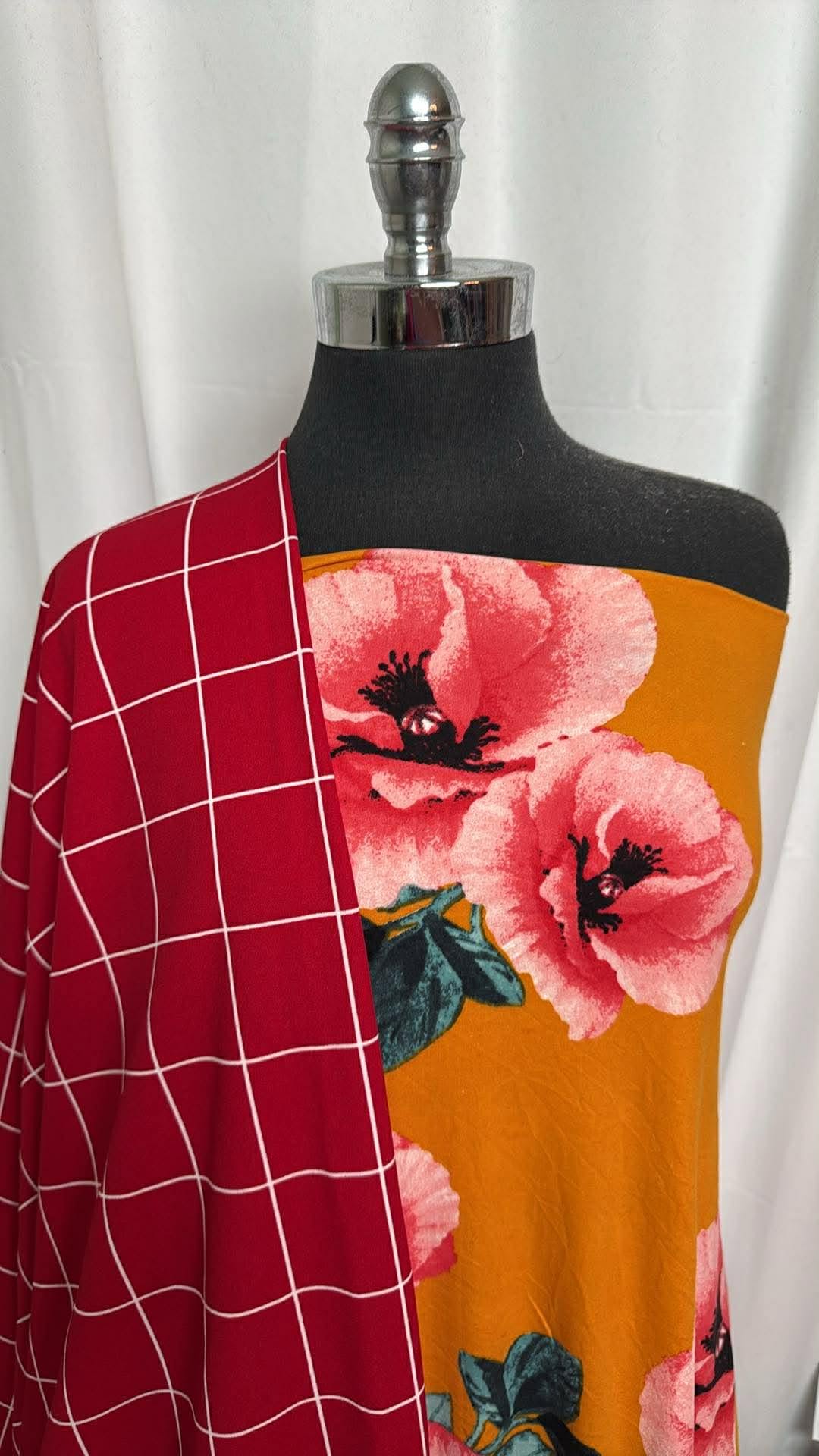 POPPIES/WINDOWPANE BUNDLE : 3.5YD Poppies DBP & 2YD Windowpane Crepe Scuba : A30178