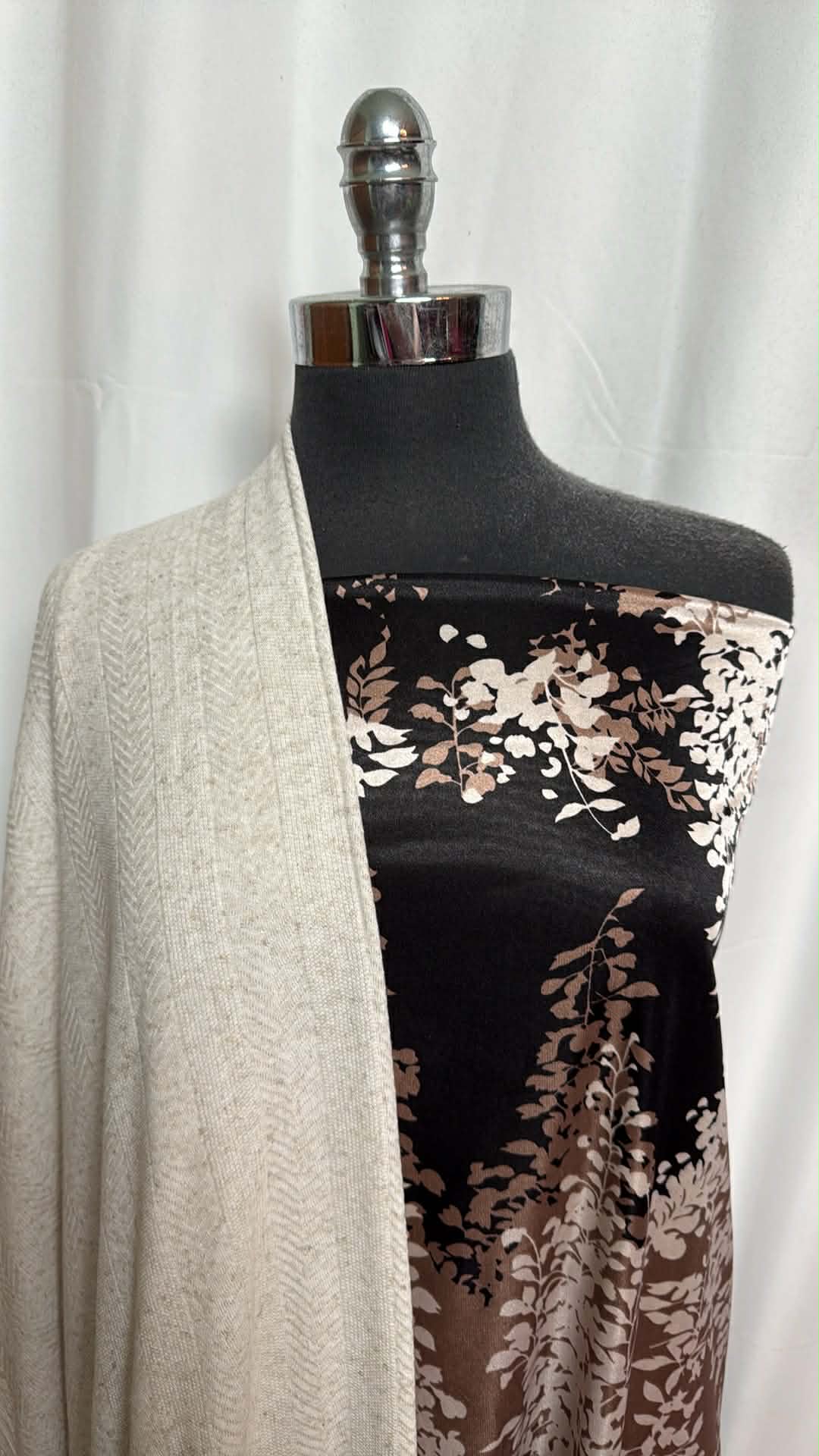 OATMEAL/OMBRE LEAVES BUNDLE : 3YD Ombre Leaves Poly Woven & 2YD Oatmeal Textured Light-Weight Poly SK : A29652