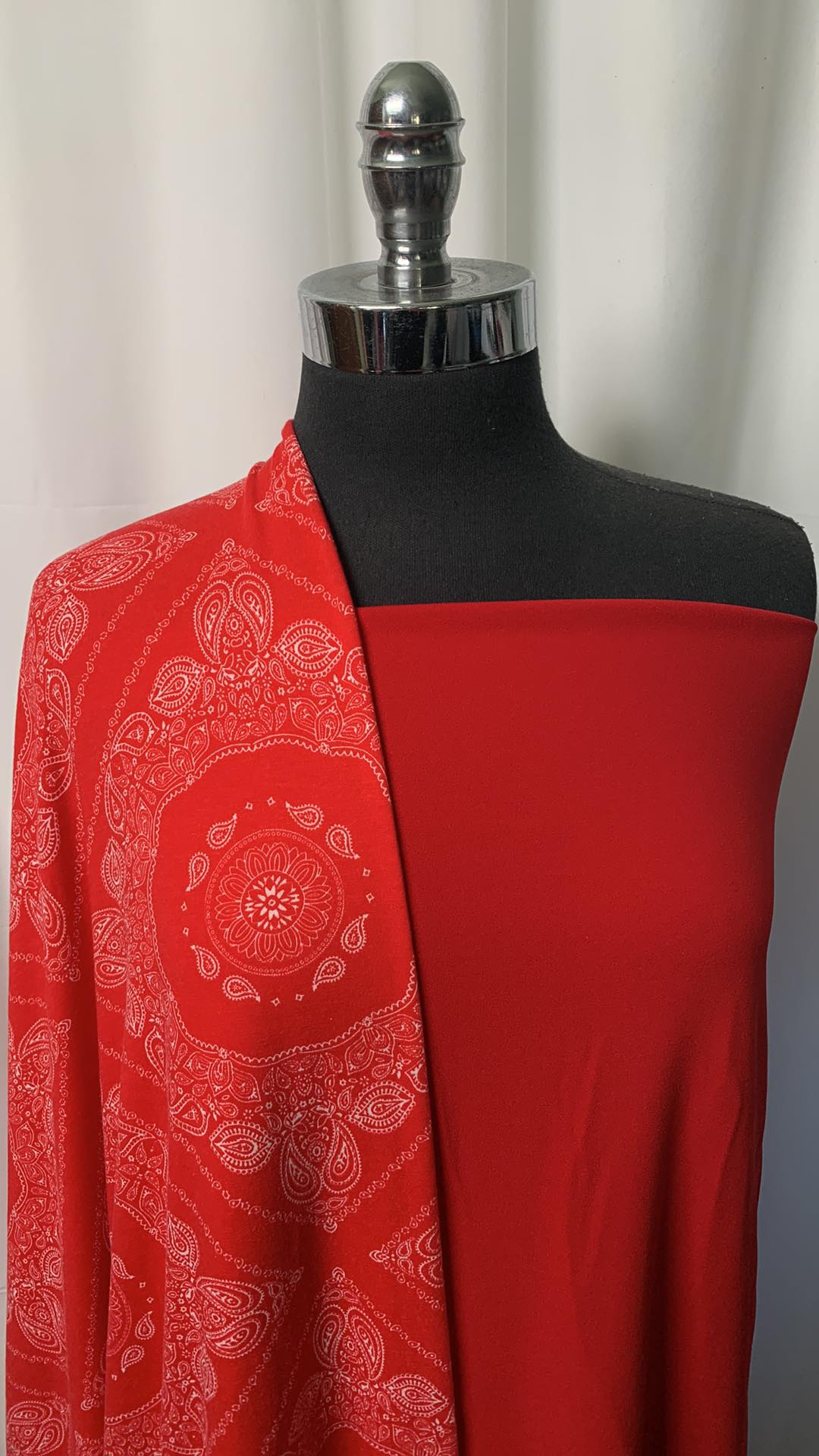 RED PAISLEY BUNDLE : 2YD Red Bandana Spun Poly & 2YD Red Crepe Scuba : A25061