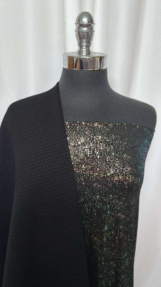 BLACK QUILTED/FOIL BUNDLE : 2YD Black Foil ITY & 2YD Black Quilted : A26793
