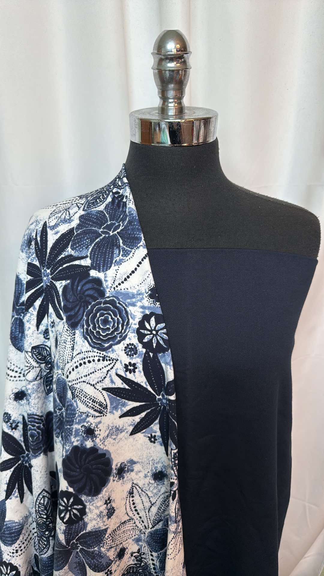 NAVY FLORAL BUNDLE : 2YD Navy Brushed P/S FT & 2YD Navy Floral C/S FT : A26817