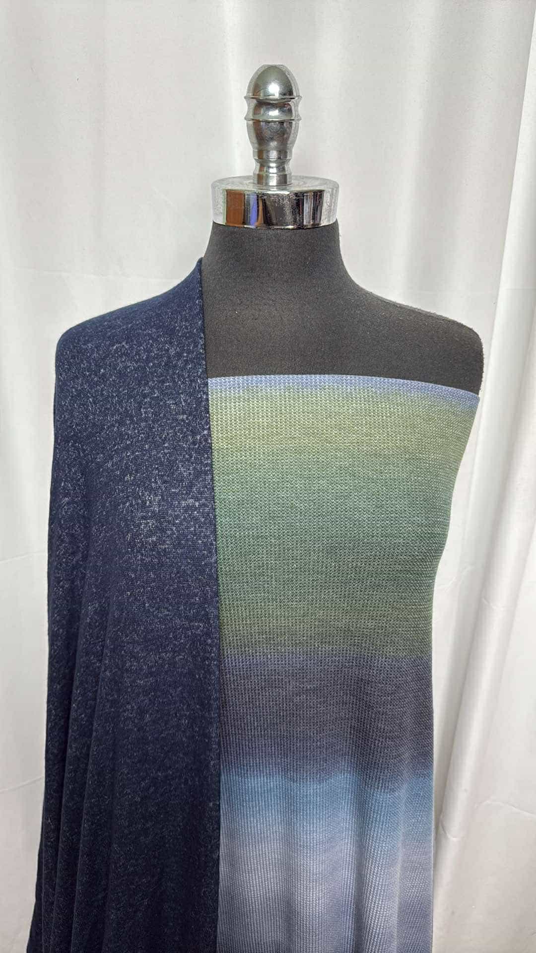 NAVY/OMBRE BUNDLE : 4YD Ombre Thermal & 2.5YD Navy Brushed Hacci SK : A27015