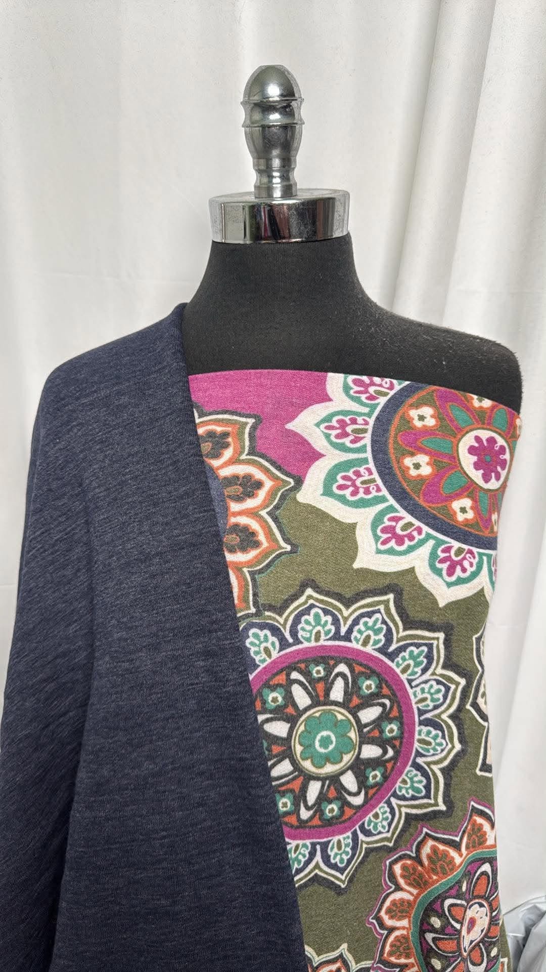 NAVY/MANDALA BUNDLE : 2YD Mandala PRS FT & 1.5YD Heathered Navy Brushed Sweatshirt Fleece (72" Wide) : A30694