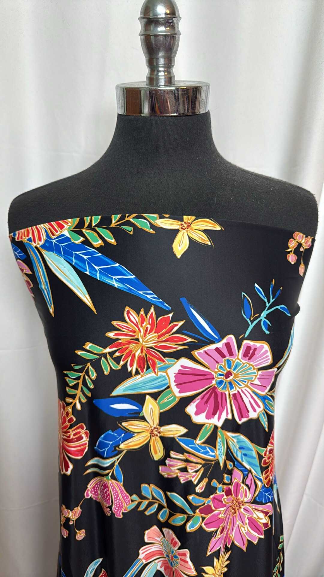 32 - Nylon/Spandex - 1.5 Yard Cut