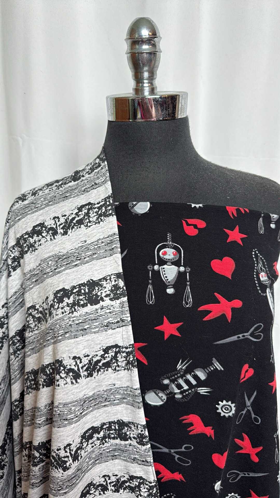 DISTRESSED STRIPE/CARTOON BUNDLE : 1YD Cartoon C/S (Read Descr.) & 2YD Distressed Stripe Cotton Jersey : A28985