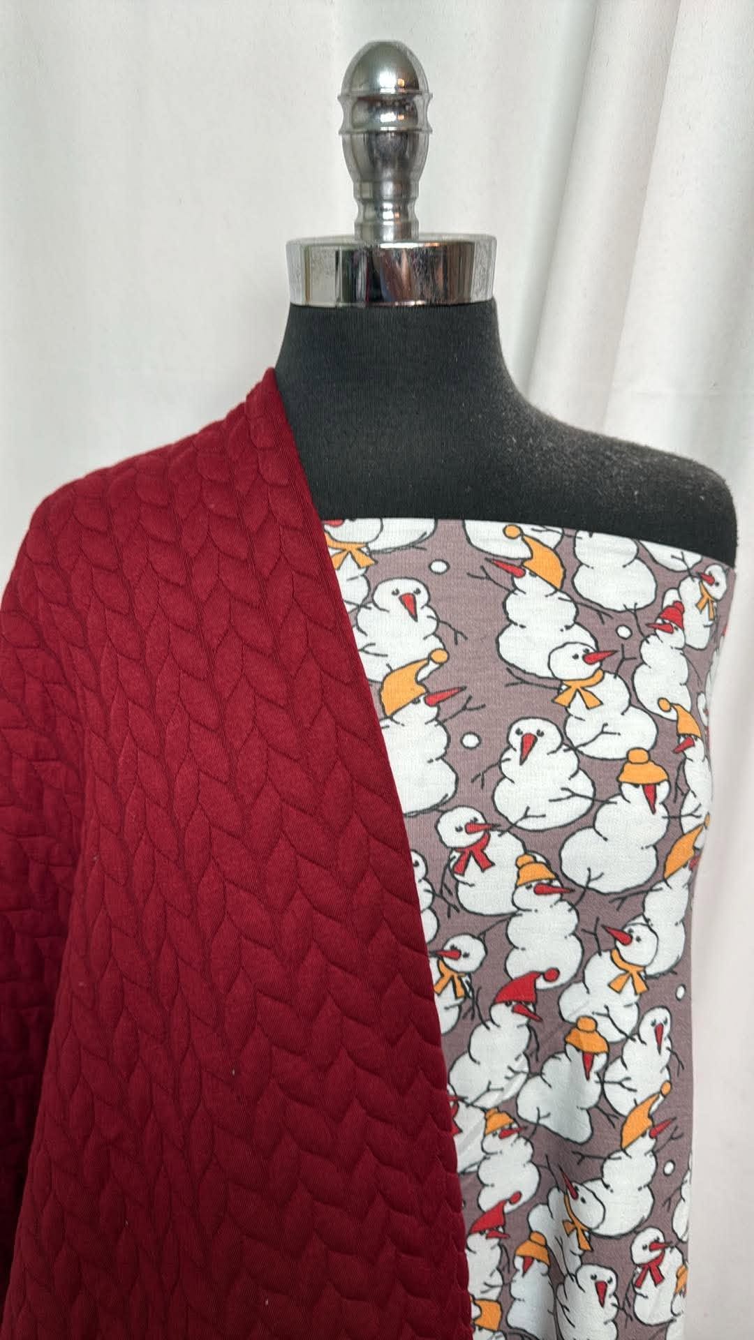 RED CABLE/SNOWMEN BUNDLE :  2YD Red Cable Quilted & 3.5YD Snowmen PRS FT : A30758