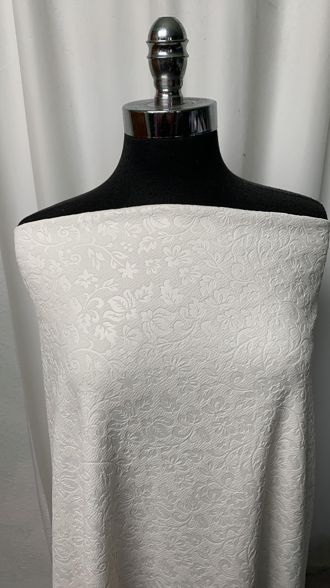 Ivory Embossed - Liverpool - 2 Yard Cut – Amandasbundles.com