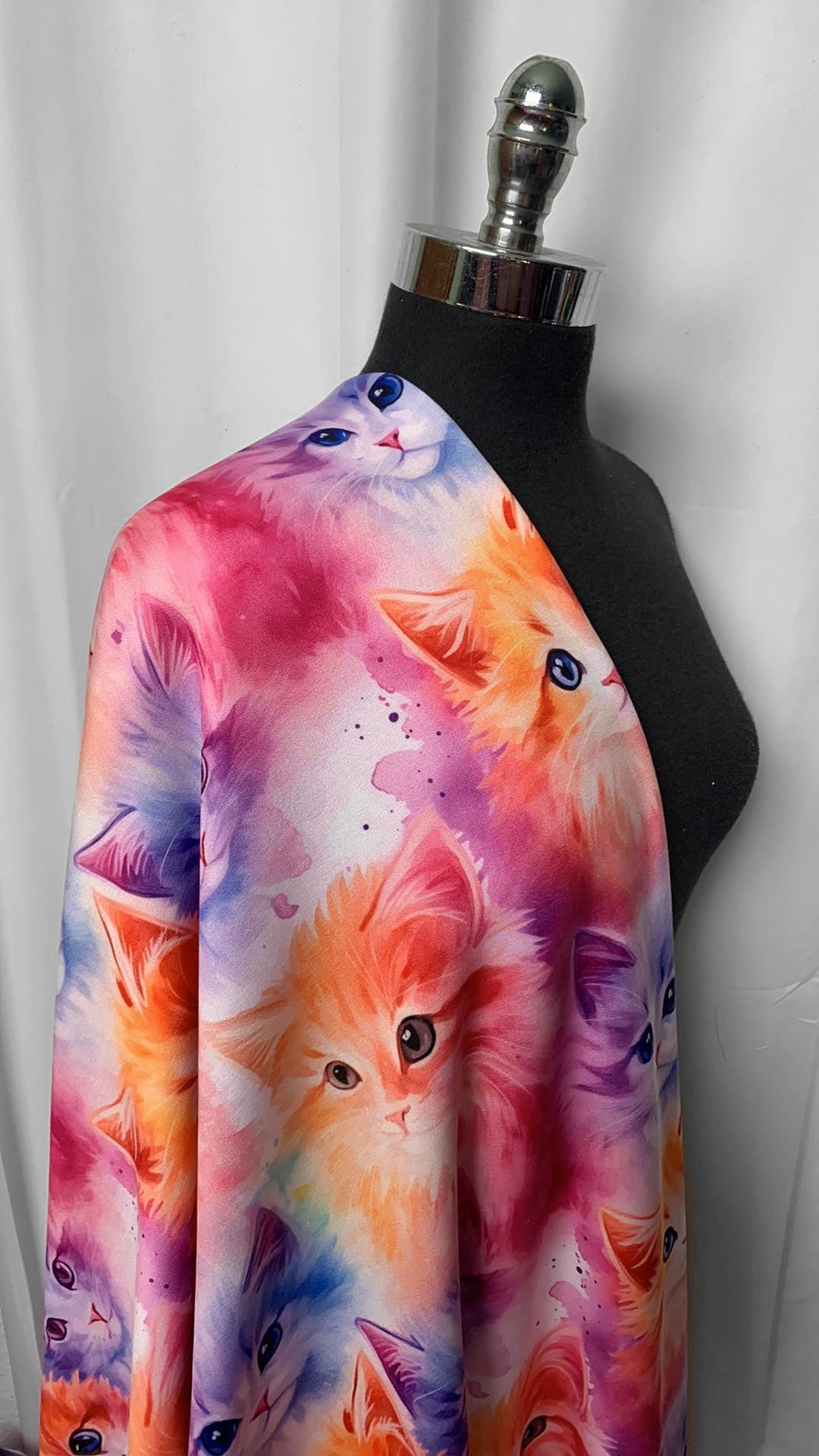 Cats - Poly/Spandex Sweatshirt Fleece - 4 Yard Cut
