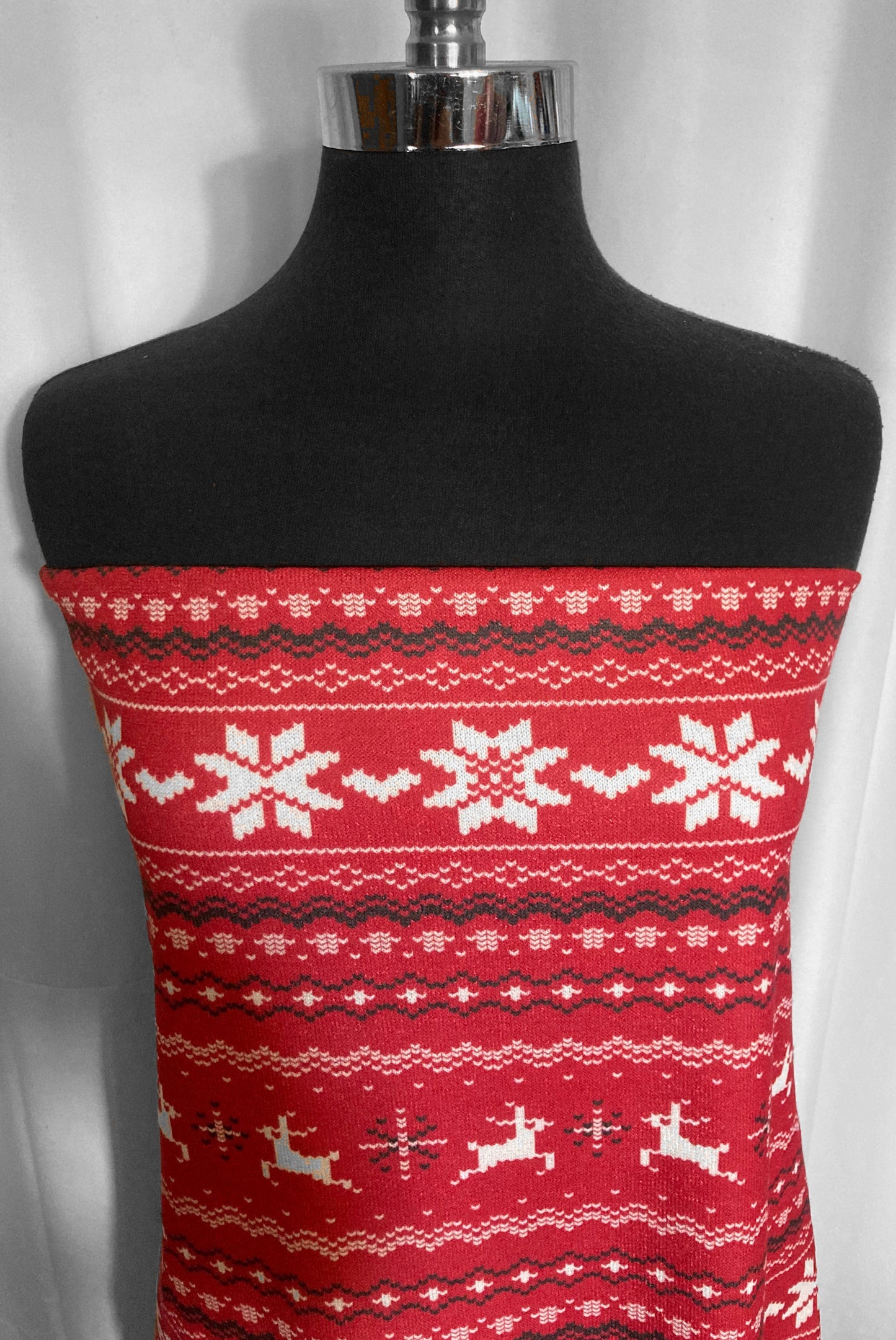 Red Snowflake/Deer Stripe - Hacci Sweater Knit - 2 Yard Cut