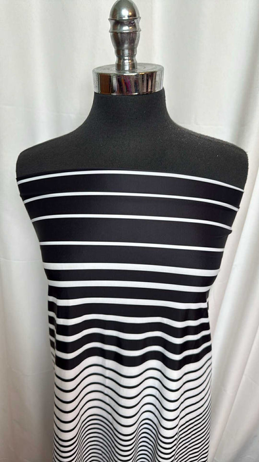 39 - Nylon/Spandex - 1 Yard Cut
