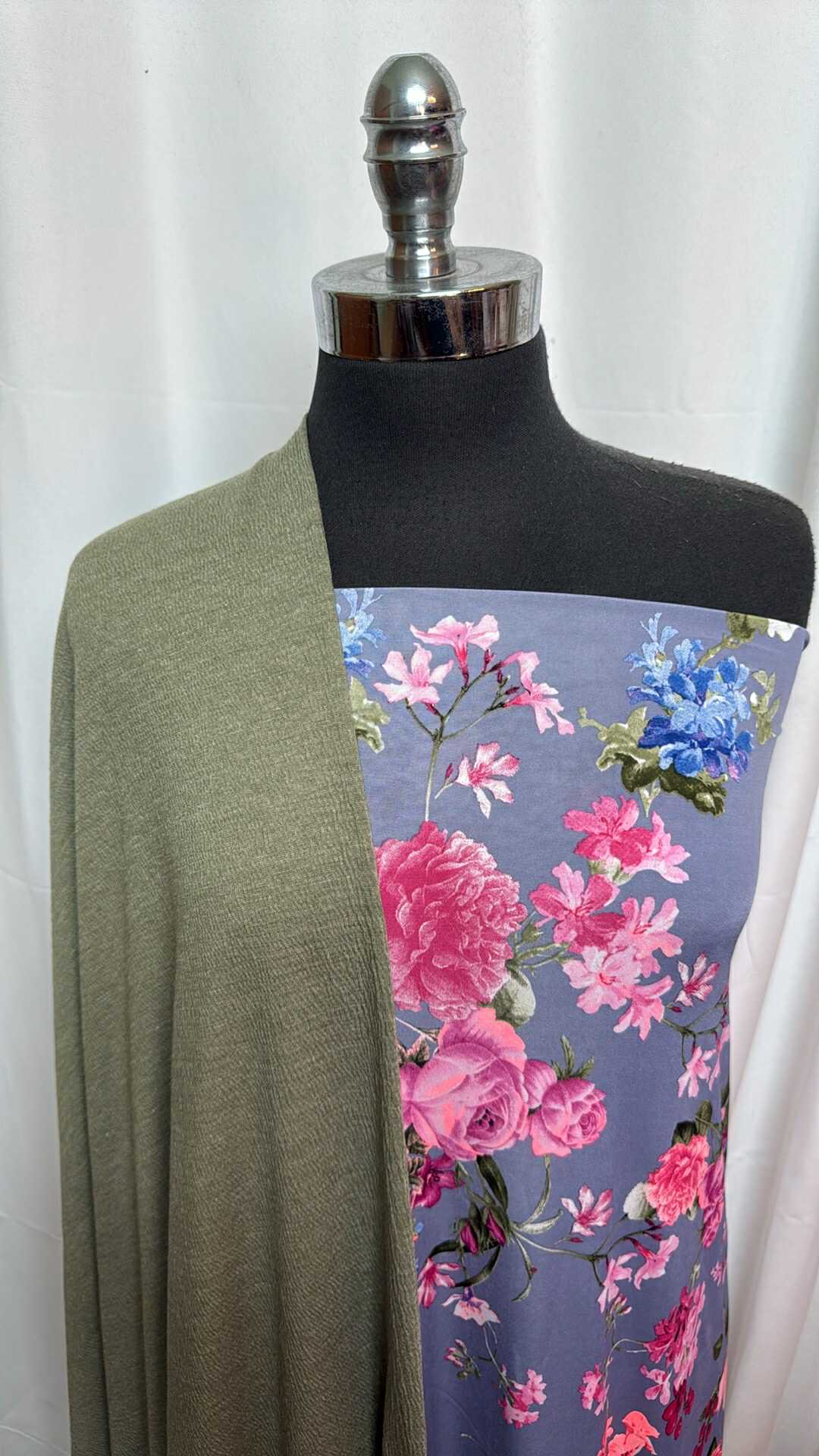 OLIVE/DENIM FLORAL BUNDLE : 2YD Denim Floral Venezia & 2YD Olive Knit Gauze : A28040
