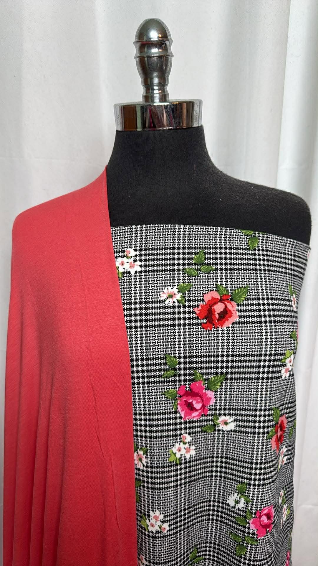 CORAL/PLAID FLORAL BUNDLE : 2YD Plaid Floral Crepe Scuba & 2YD Coral R/S : A30095