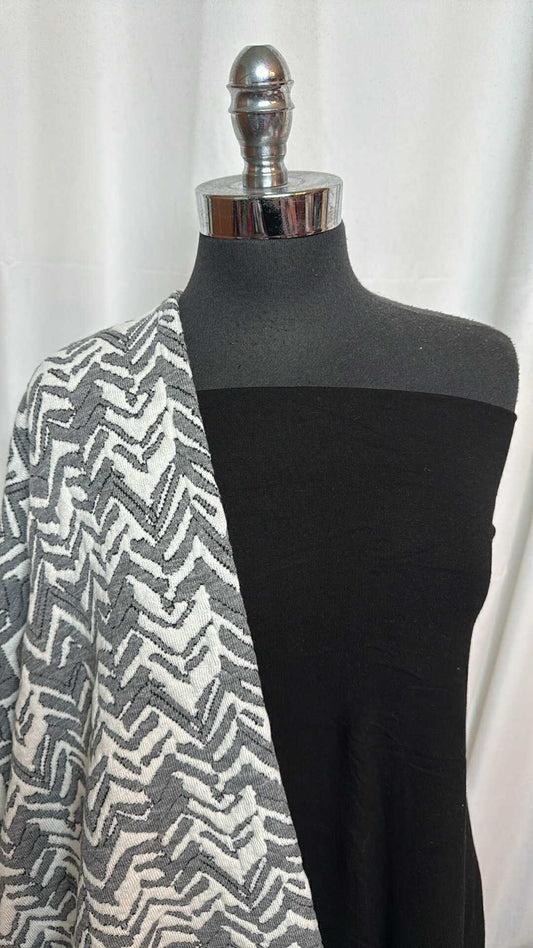 BLACK/GREY-WHITE JACQUARD BUNDLE : 2YD Grey/White Heavy Jacquard & 2YD Black Bamboo C/S FT : A28655