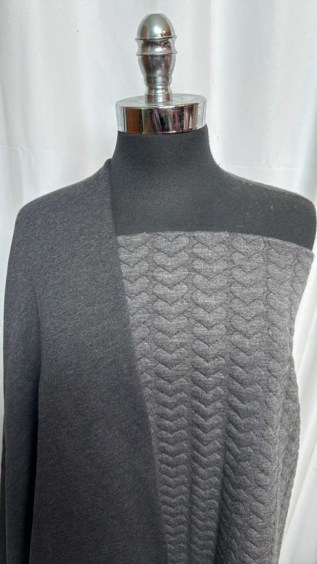 CHARCOAL/HEART QUILTED BUNDLE : 2YD Heart Quilted & 1YD Charcoal Sweatshirt Fleece (72" Wide) : A28305