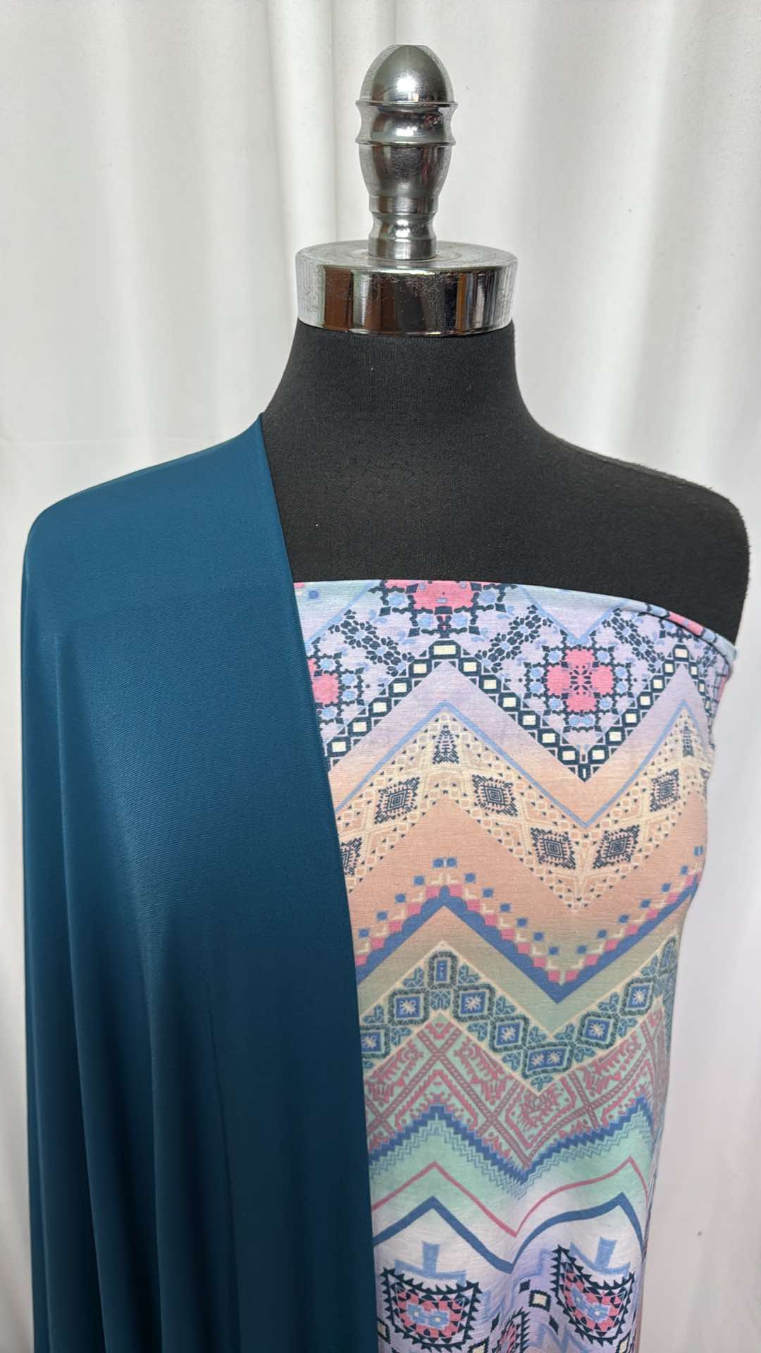 DARK TEAL/GEO CHEVRON BUNDLE : 2YD Dark Teal ITY & 2YD Geo Chevron Bulgari : A26852