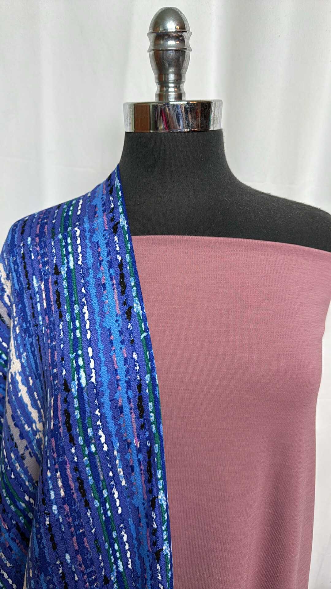 MAUVE/BLUE STRIPES BUNDLE : 3YD Mauve PF Rib & 2YD Blue Vertical Stripes Rayon Woven : A29094