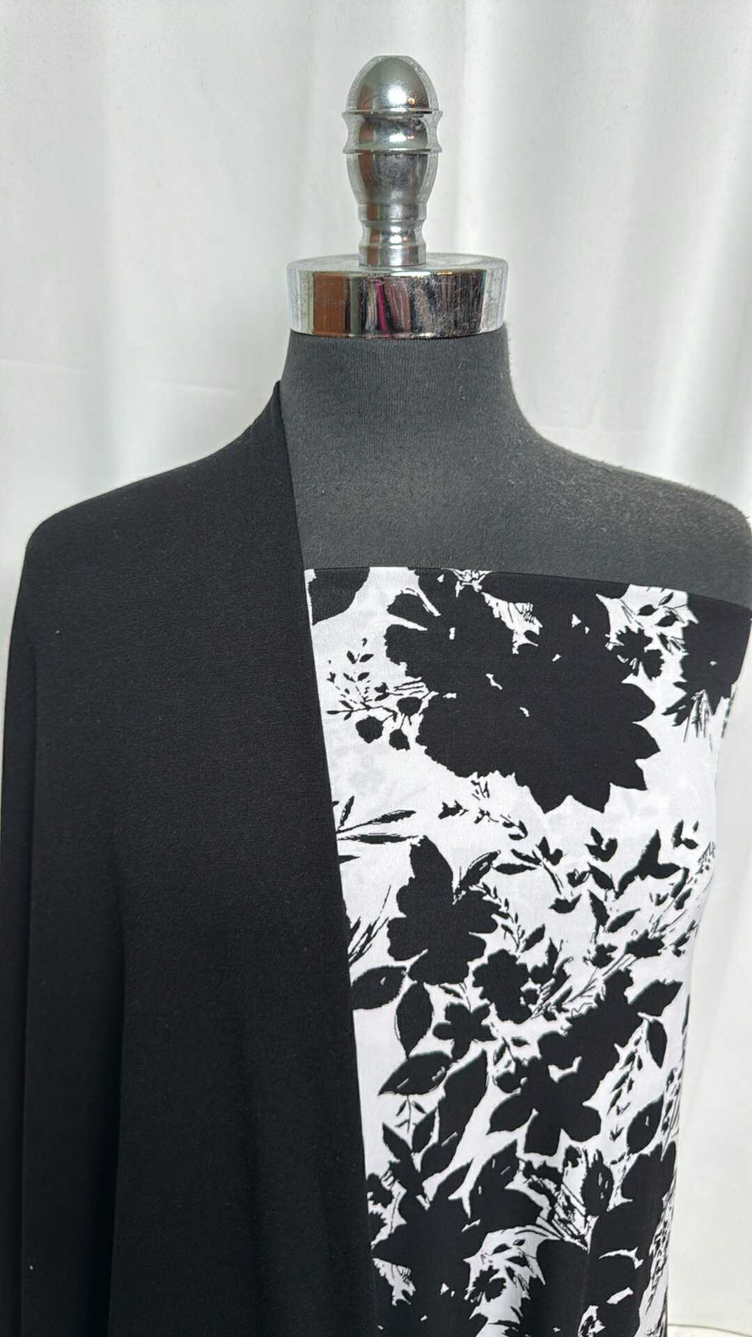 BLACK/WHITE FLORAL BUNDLE : 1.5YD Black/White Floral ITY & 1+YD Black PRS FT : A29148