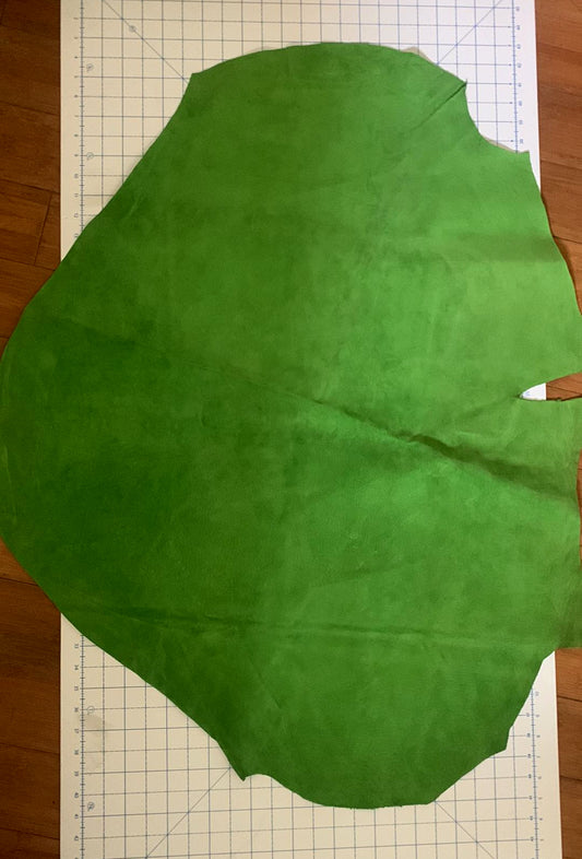 Green - Suede - 6.1 sq ft - L003