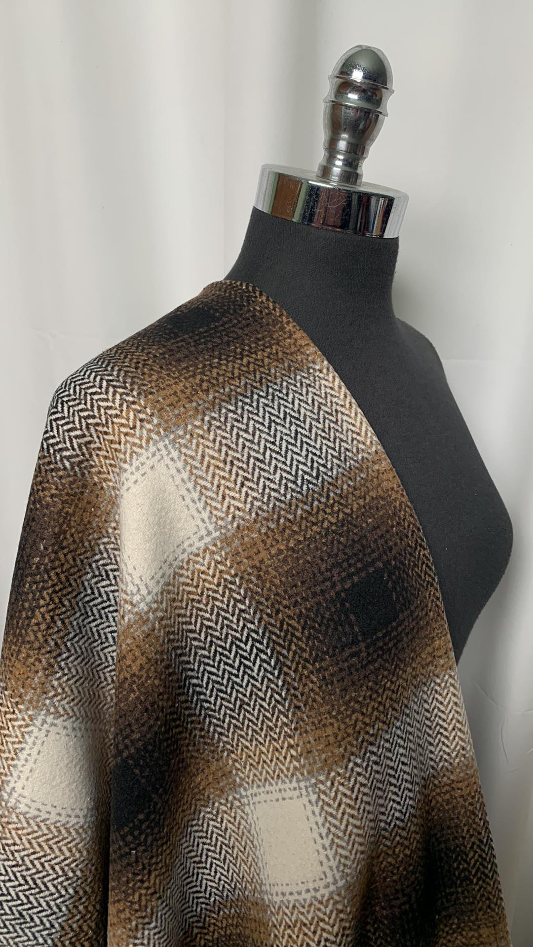 Brown/Ivory Plaid - Heavy Yarn-Dyed Cotton/Poly Woven - 3 Yard Cut