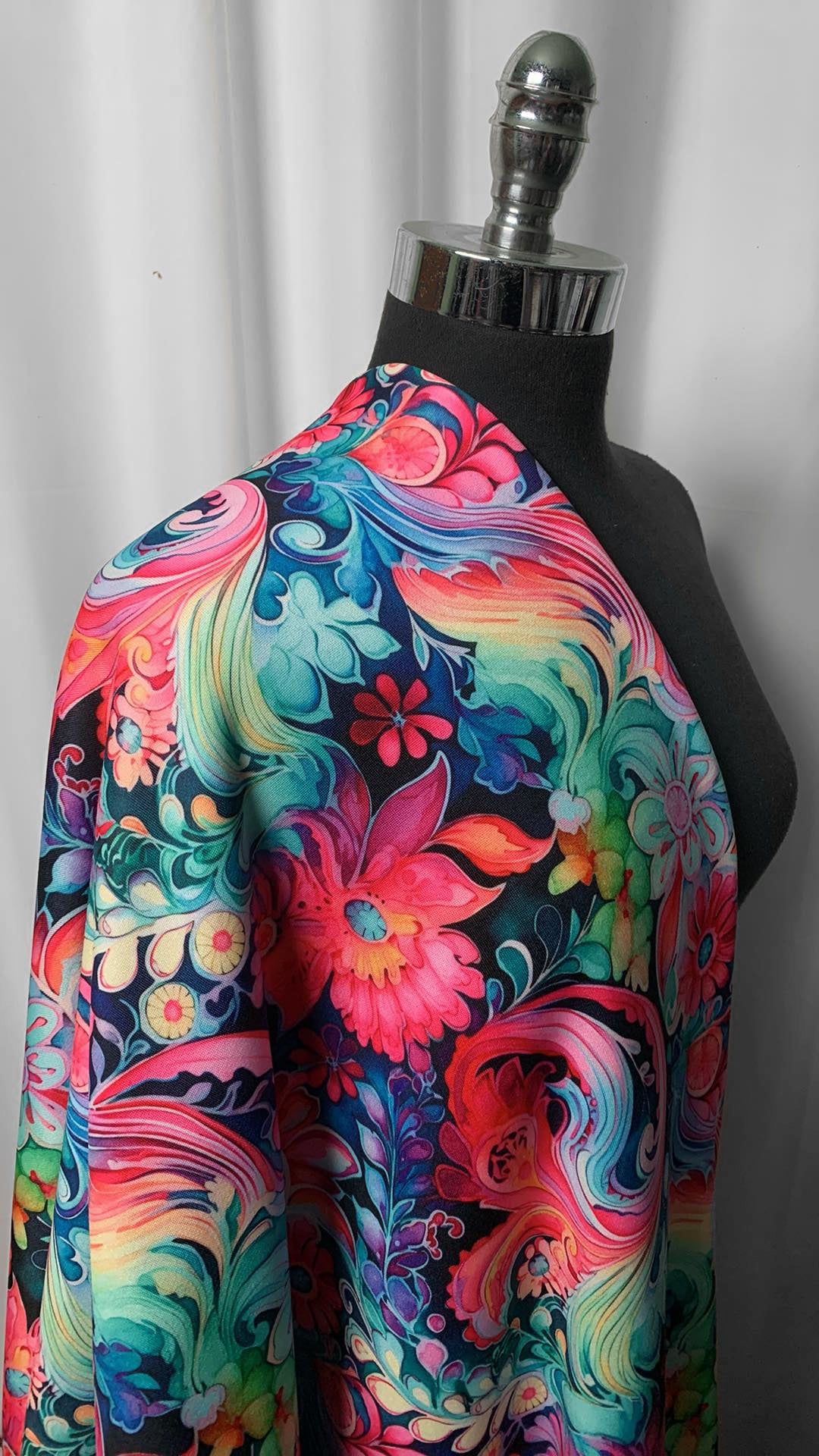 Night Paisley - Poly/Spandex Sweatshirt Fleece - 4 Yard Cut