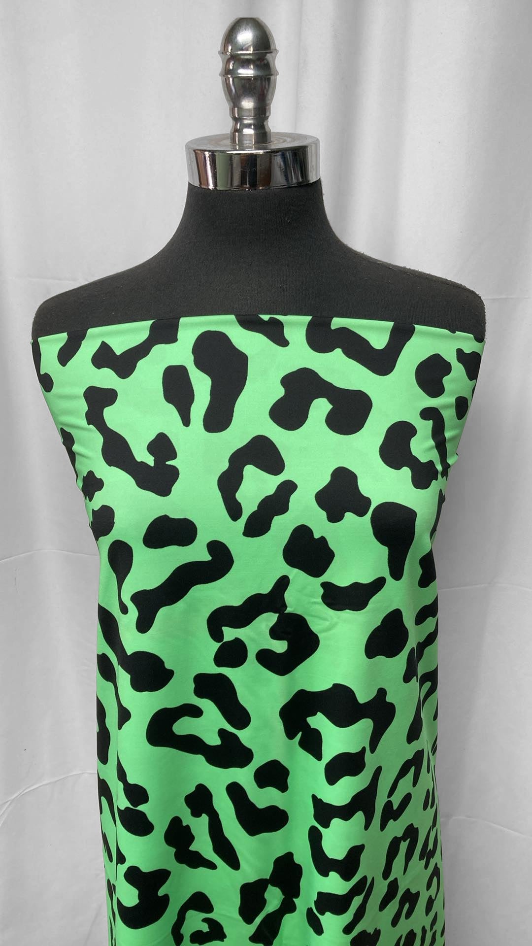 Cool Green Leopard - Performance - 2 Yard Cut