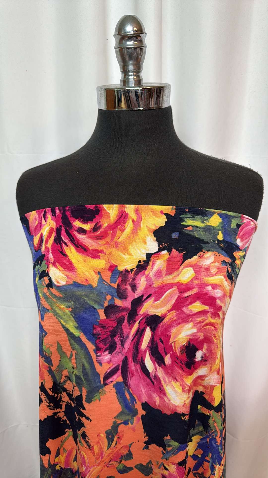 Large Painted Flowers - Bulgari ITY - 3 Yard Cut