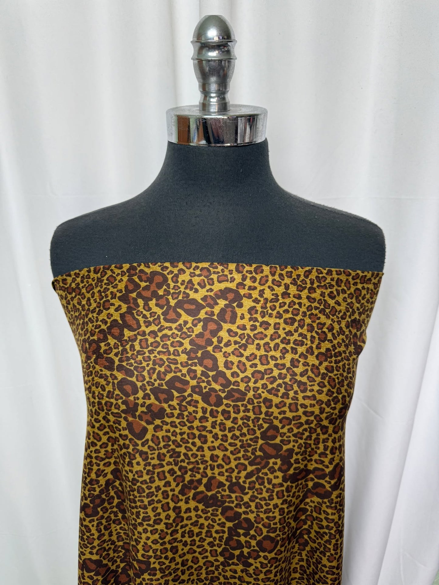 Leopard Star - Peached Performance - 2 Yard Cut