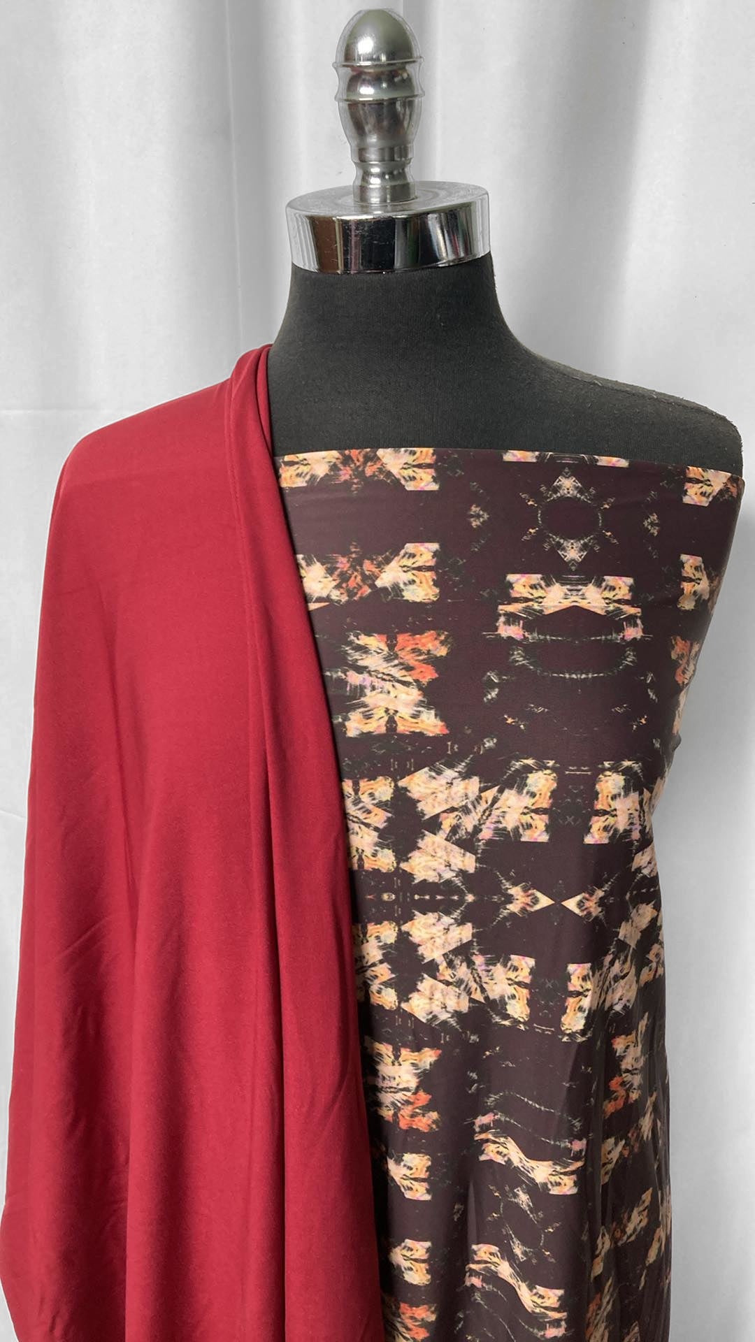 BURGUNDY ABSTRACT BUNDLE : 2YD Abstract N/S & 2YD Burgundy N/S : A25115