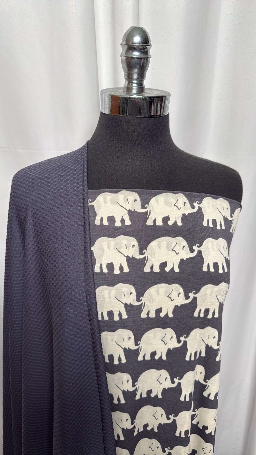 HONEYCOMB/ELEPHANTS BUNDLE : 3YD Elephants Bulgari & 2YD Honeycomb Top-Weight PF : A26675