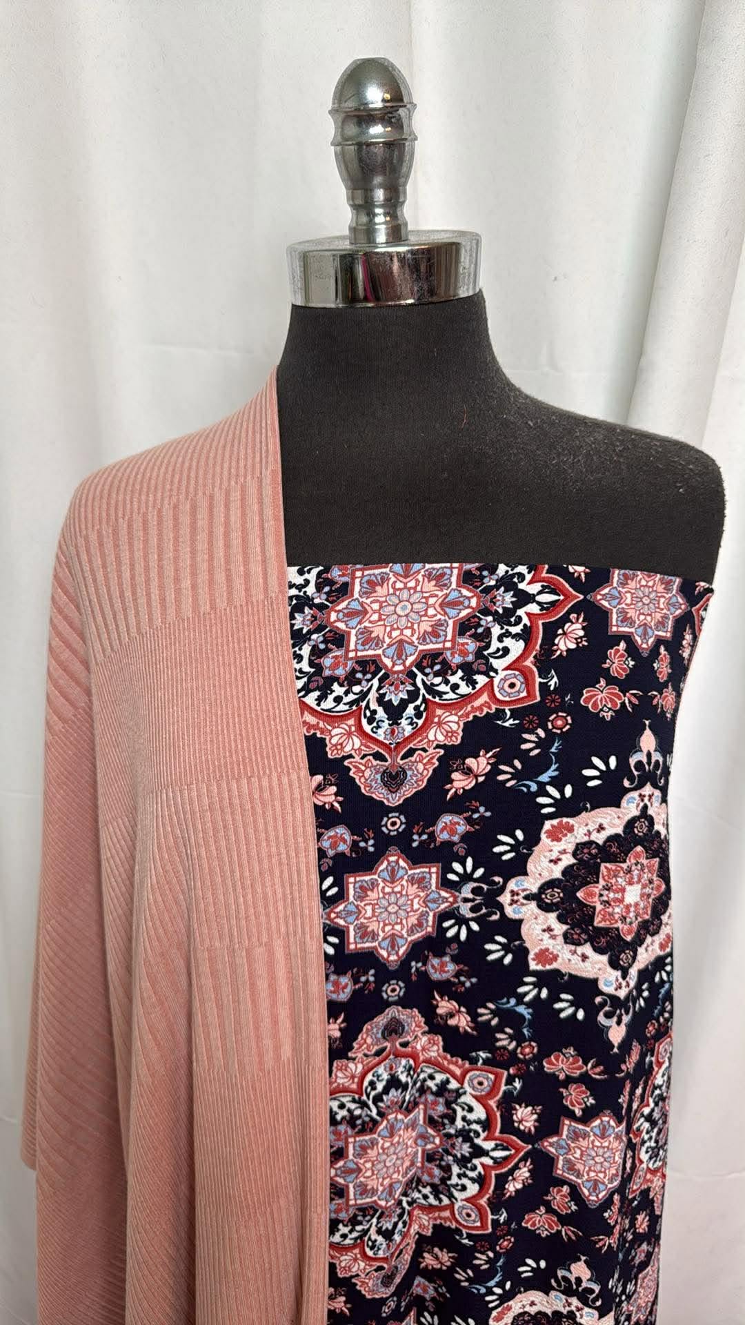 BLUSH/MEDALLION BUNDLE : 2YD Medallion Bubble Crepe & 2YD Blush Variegated Rib SK : A30462