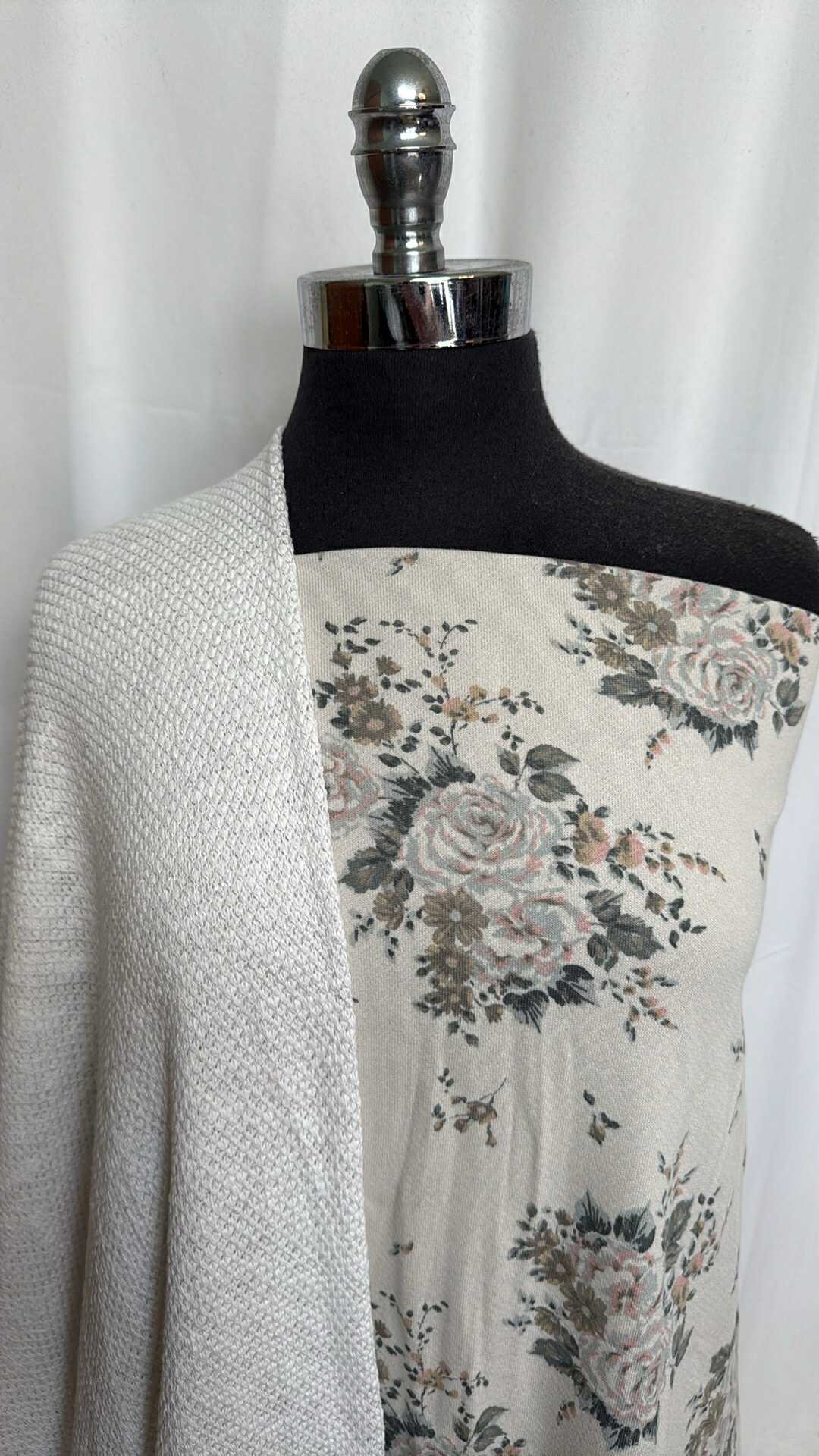 FLORAL/LOOSE SWEATER BUNDLE : 2YD Loose-Knit Sweater & 2YD Floral Cotton FT : A29276