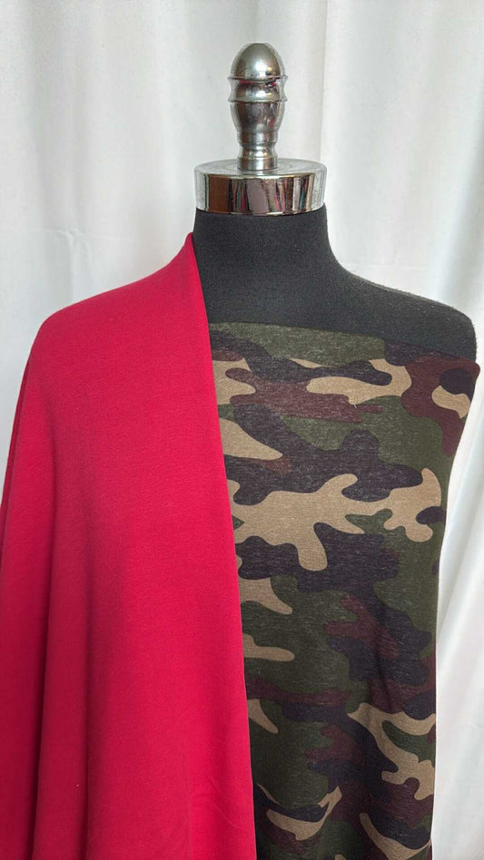 RED/CAMO PLUSH BUNDLE : 2YD Camo SuperPlush & 2YD Red SuperPlush : A28644
