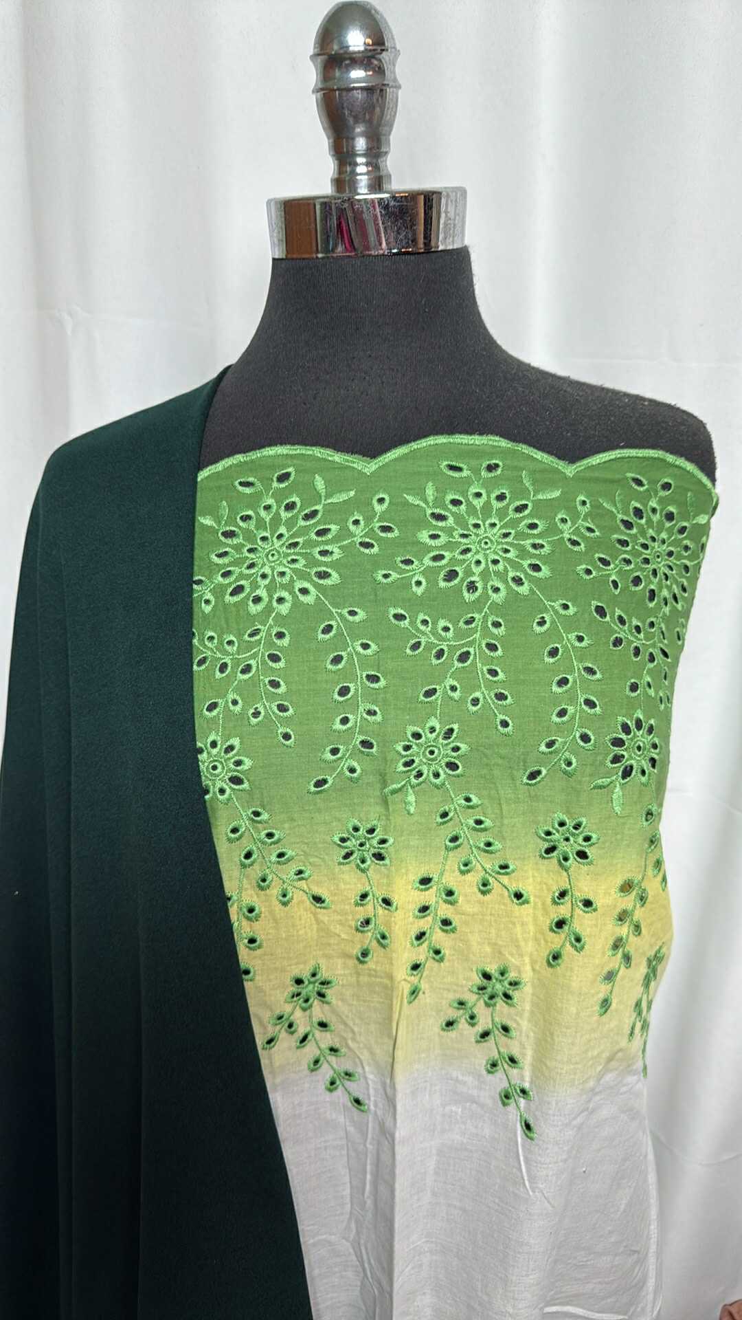 FIR/EYELET BUNDLE : 2YD Double-Border Cotton Woven Eyelet & 1+YD Fir Peached PF : A29008