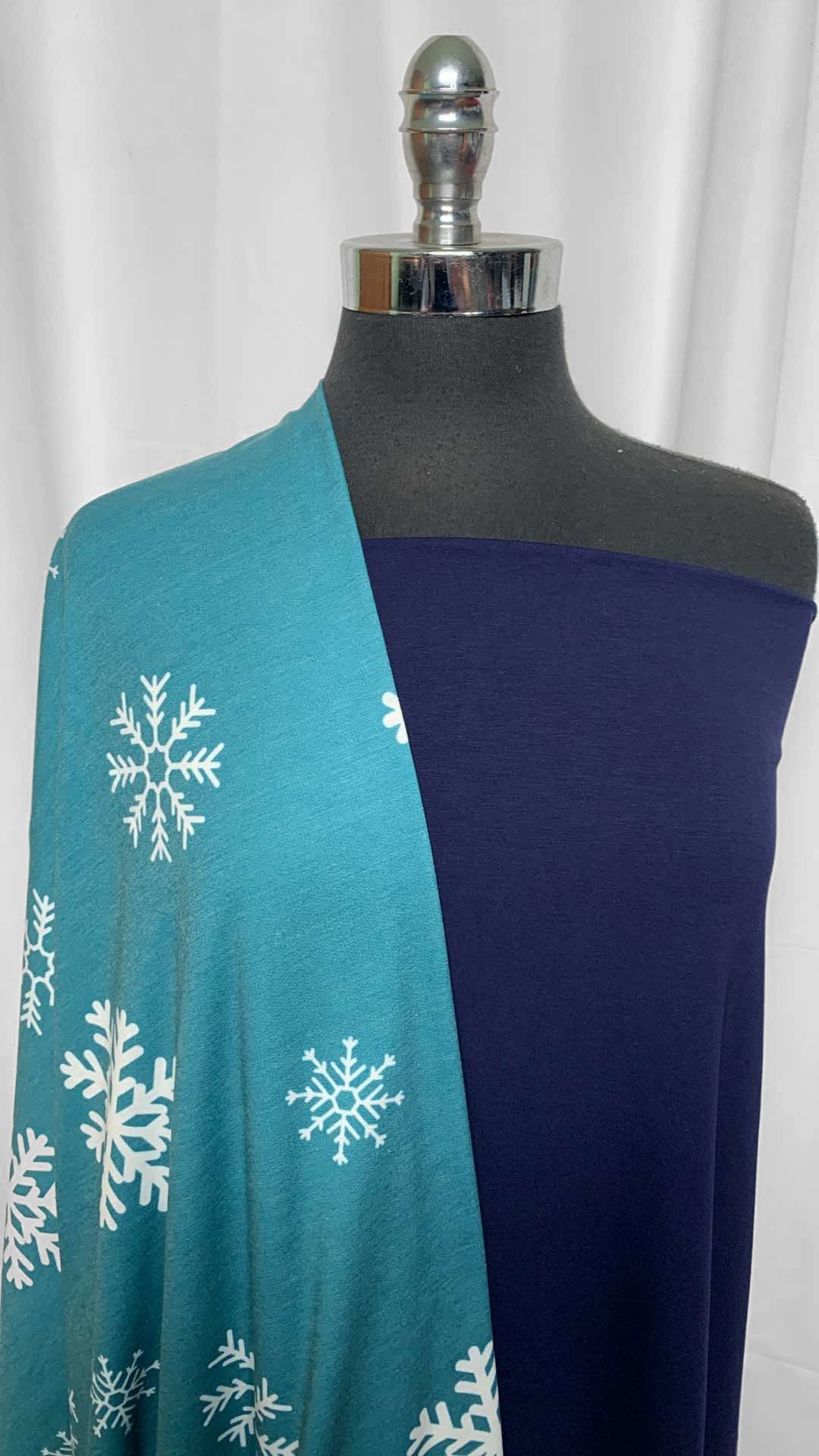 NAVY/SNOWFLAKE BUNDLE : 2YD Navy MVC & 1+YD Snowflake FT : A25884