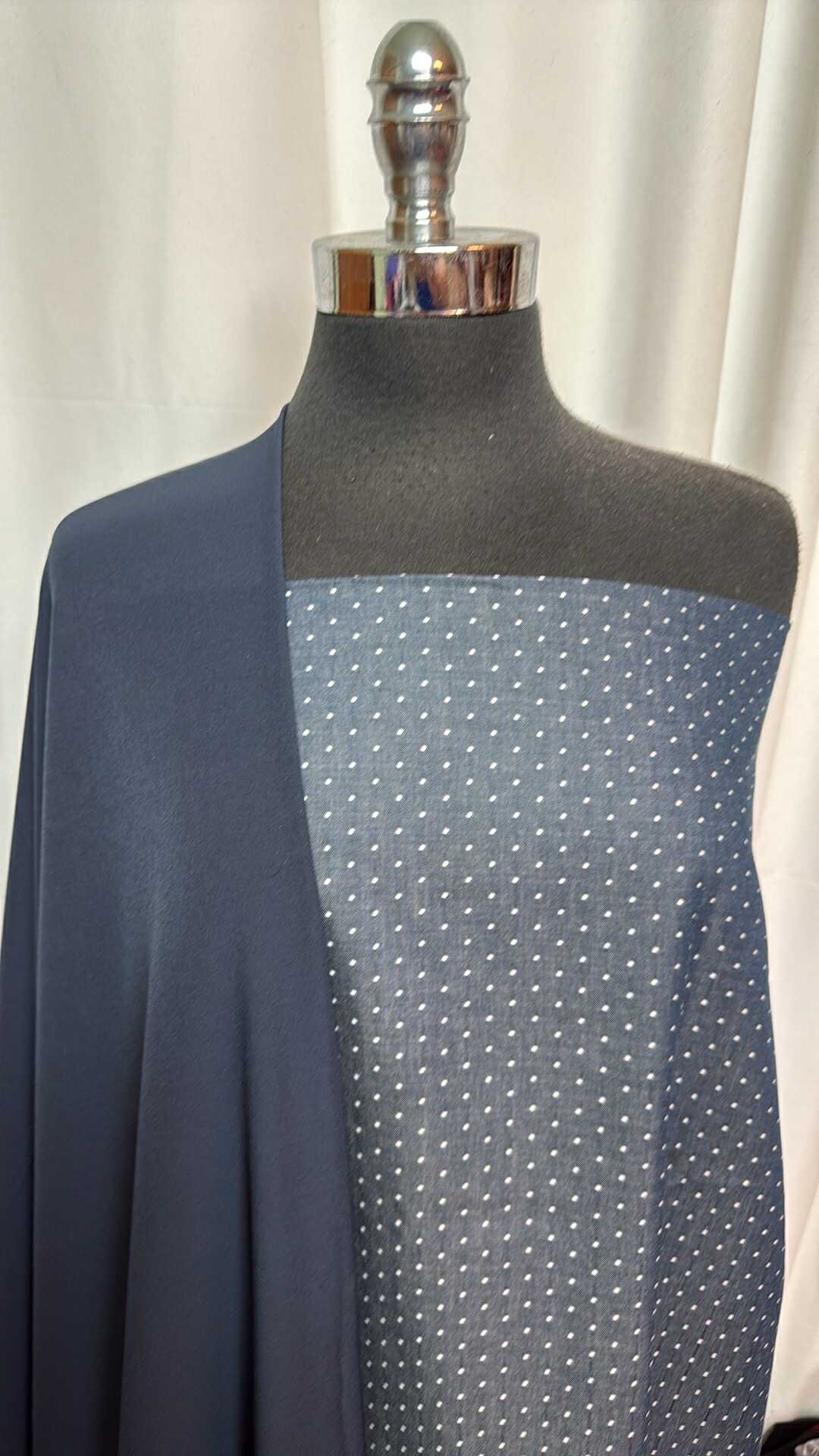 NAVY/DOT BUNDLE : 2YD Dots Jacquard Woven & 2YD Navy Stretch Microfiber : A27723