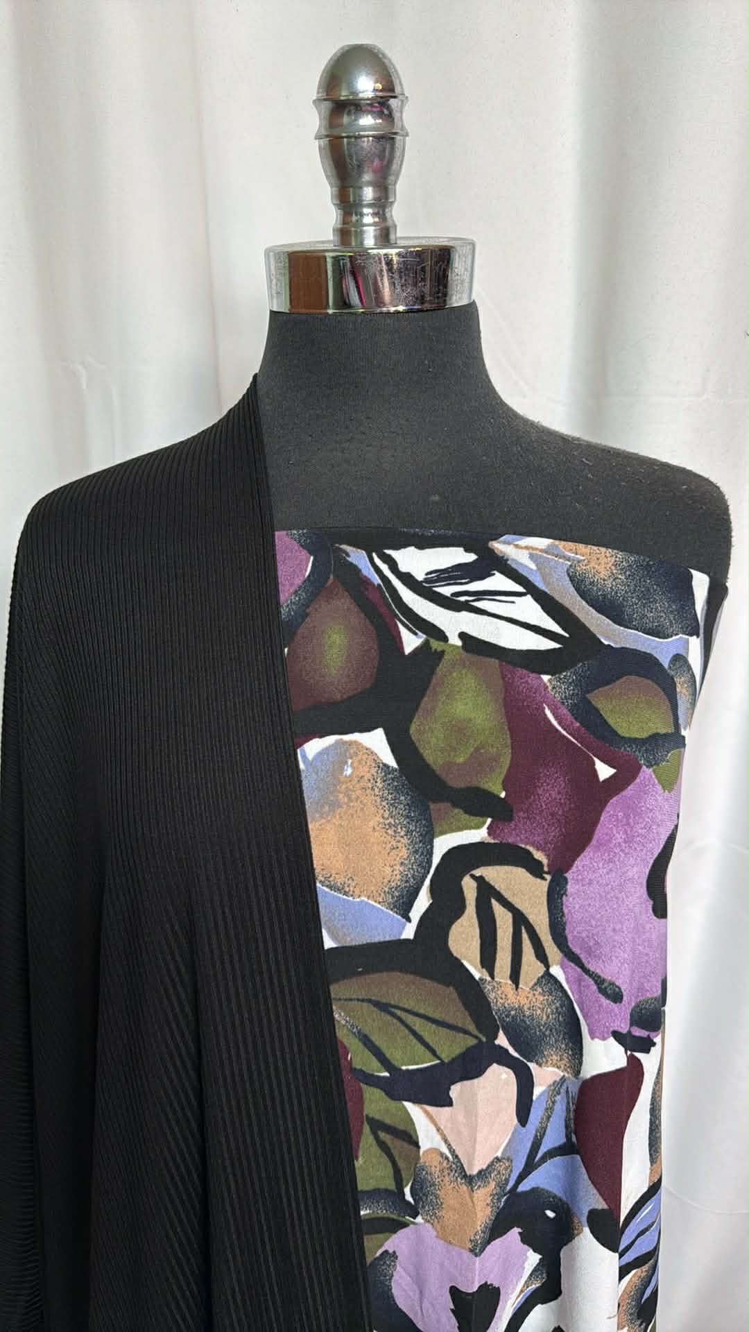 BLACK RIB/FLORAL BUNDLE : 2YD Floral ITY & 2.5YD Black PRS Rib : A29546