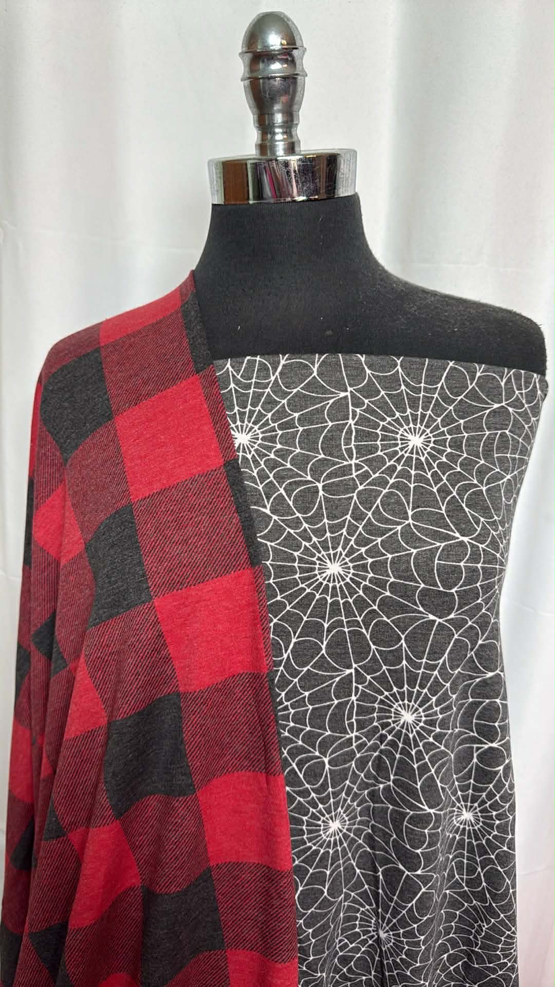 RED PLAID/WEBS BUNDLE : 2YD Red Buffalo Plaid PRS FT & 2YD Webs PRS FT : A29465