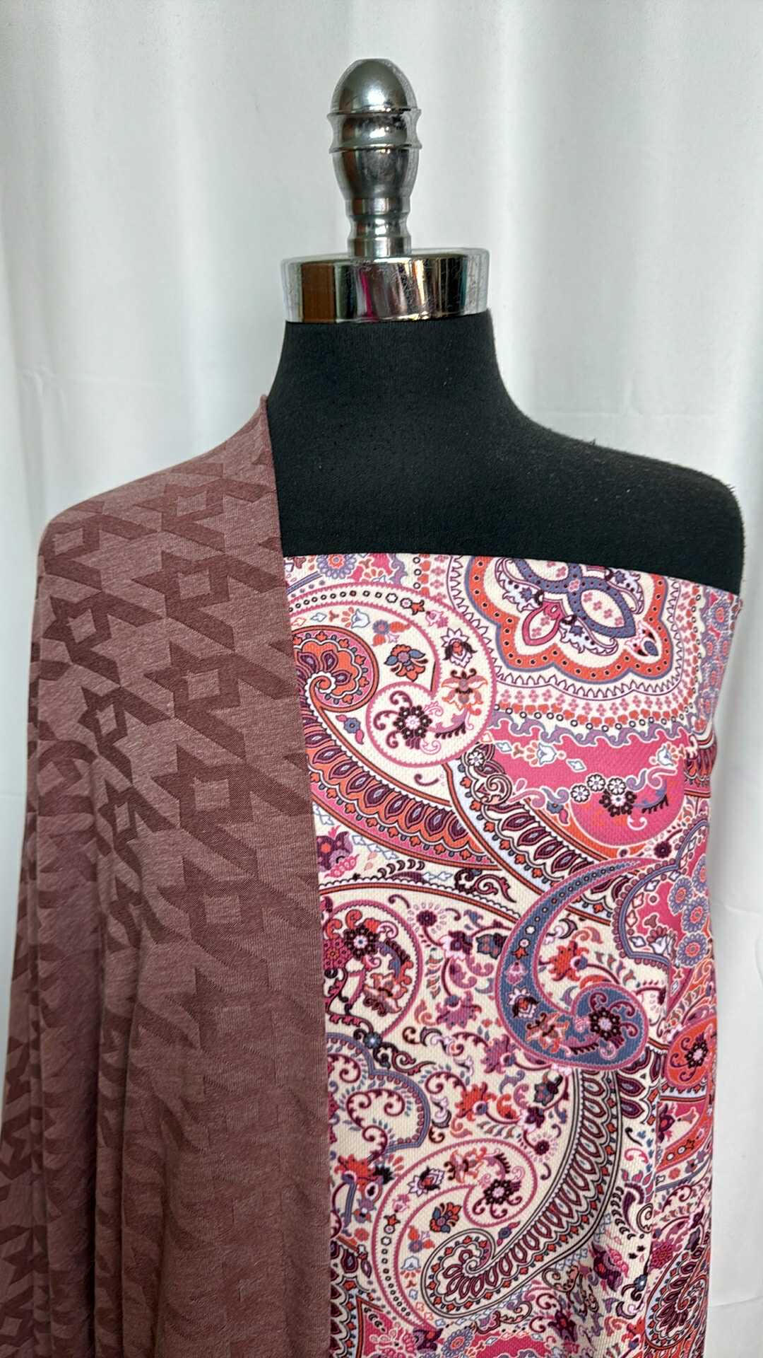 PAISLEY/HOUNDSTOOTH BUNDLE : 2YD Paisley Sport Mesh & 2YD Houndstooth SK : A29321