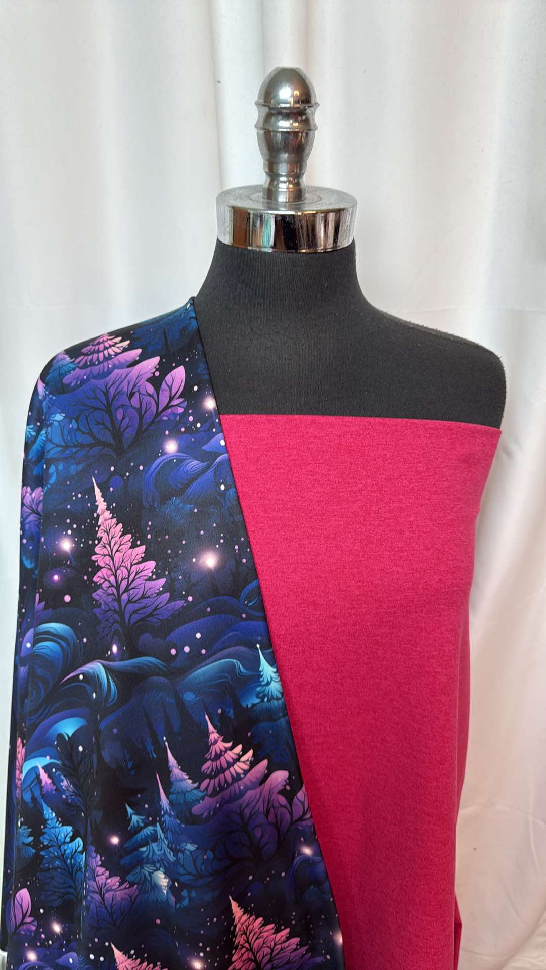 MAGENTA/MOONLIGHT BUNDLE : 2YD Magenta Peached PF & 2.5YD Moonlight Poly Fleece : A26820