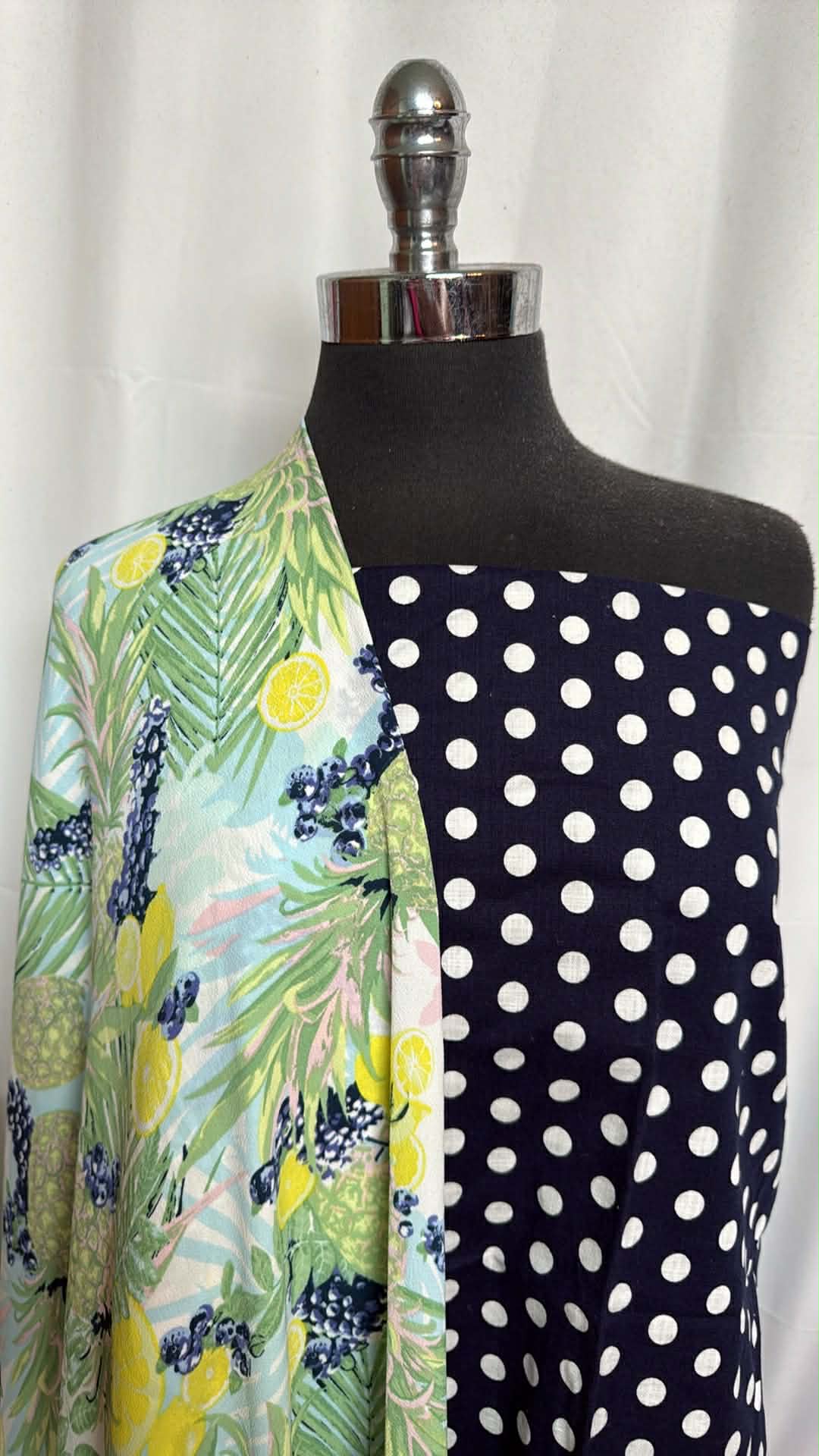 NAVY DOT/FRUIT BUNDLE : 2YD Navy Dot Linen Blend Woven & 2YD Fruit Bubble Crepe : A29777
