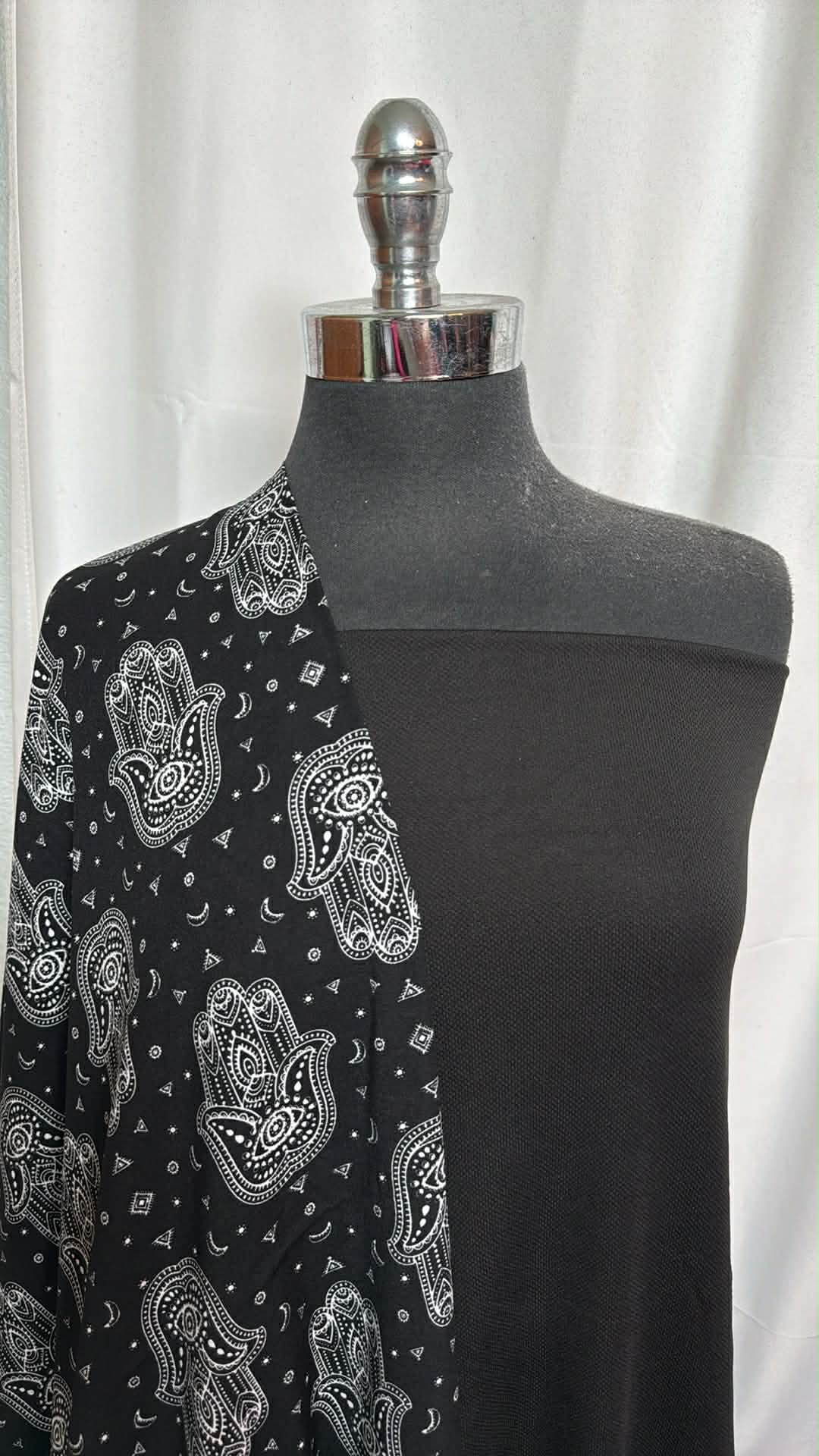 BLACK/HAMSA BUNDLE : 2YD Hamsa PWD & 2YD Black Top-Weight Pique PF : A29789