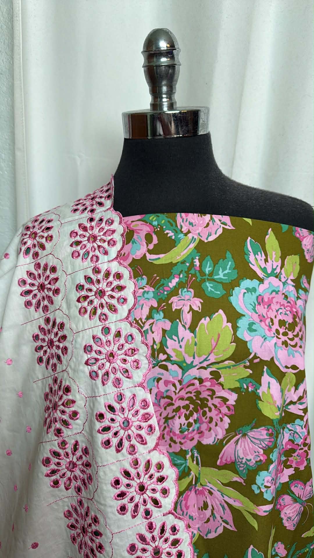 EMBROIDERED/FLORAL BUNDLE : 2YD Jennifer Paganelli Floral Quilting Cotton & 2YD Embroidered  Double-Border Cotton : A29826