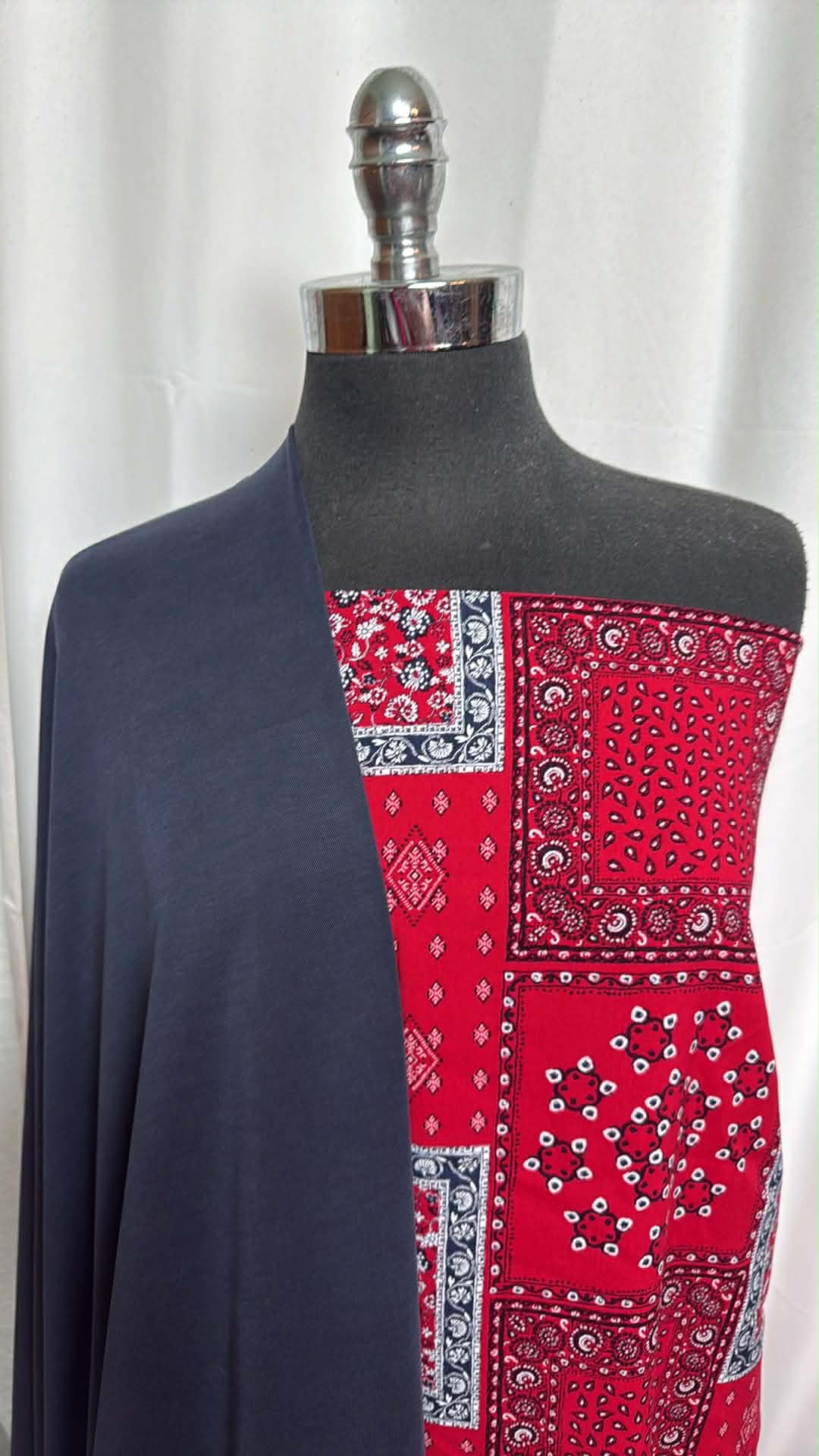 RED BANDANA/NAVY PIQUE BUNDLE : 2YD Red Bandana Rayon Challis & 2YD Navy Cupro Pique : A29692