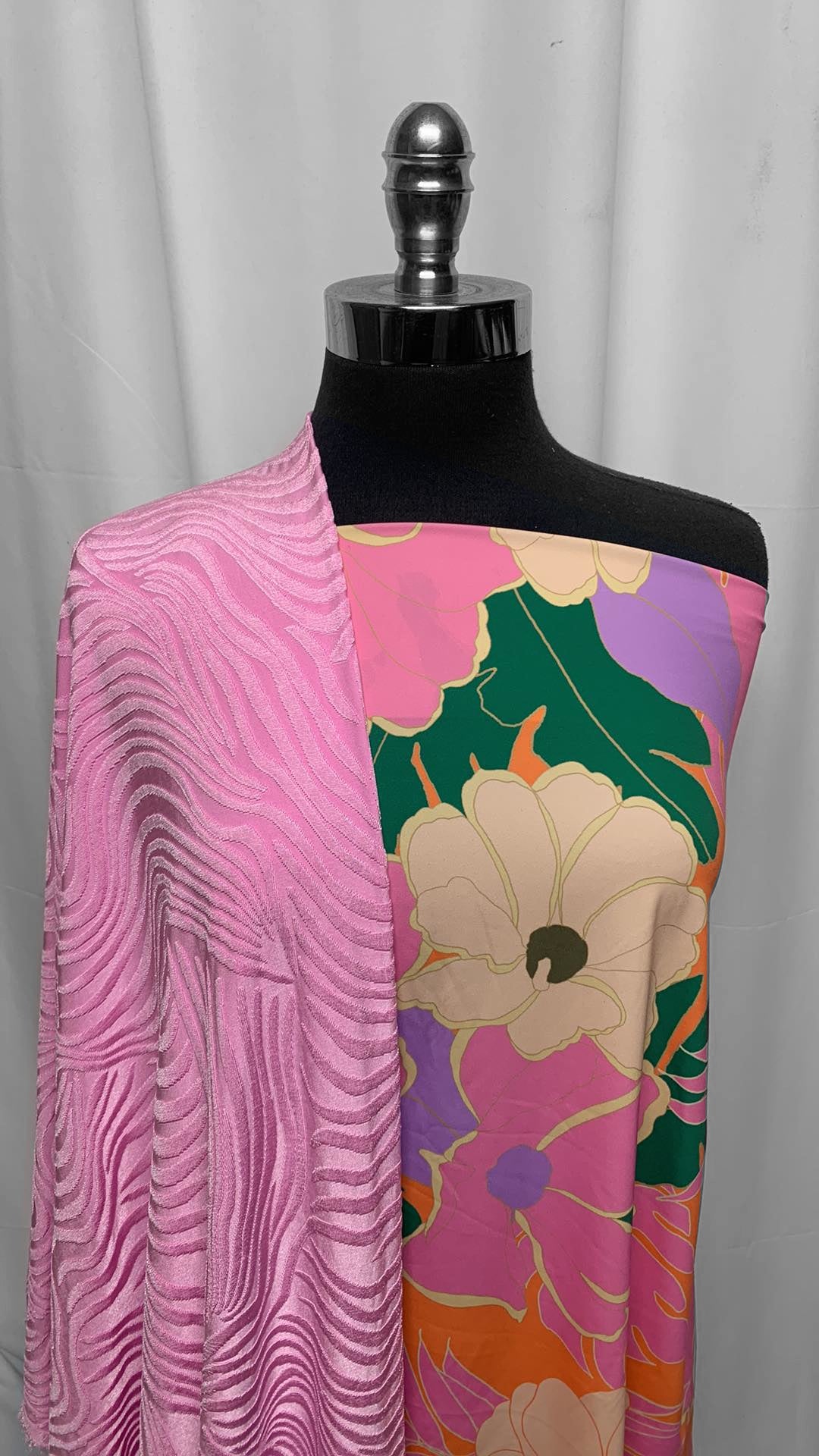 PINK/FLORAL BUNDLE : 1.5YD Floral N/S (52" Wide) & 1YD Pink Jacquard P/S : A25253