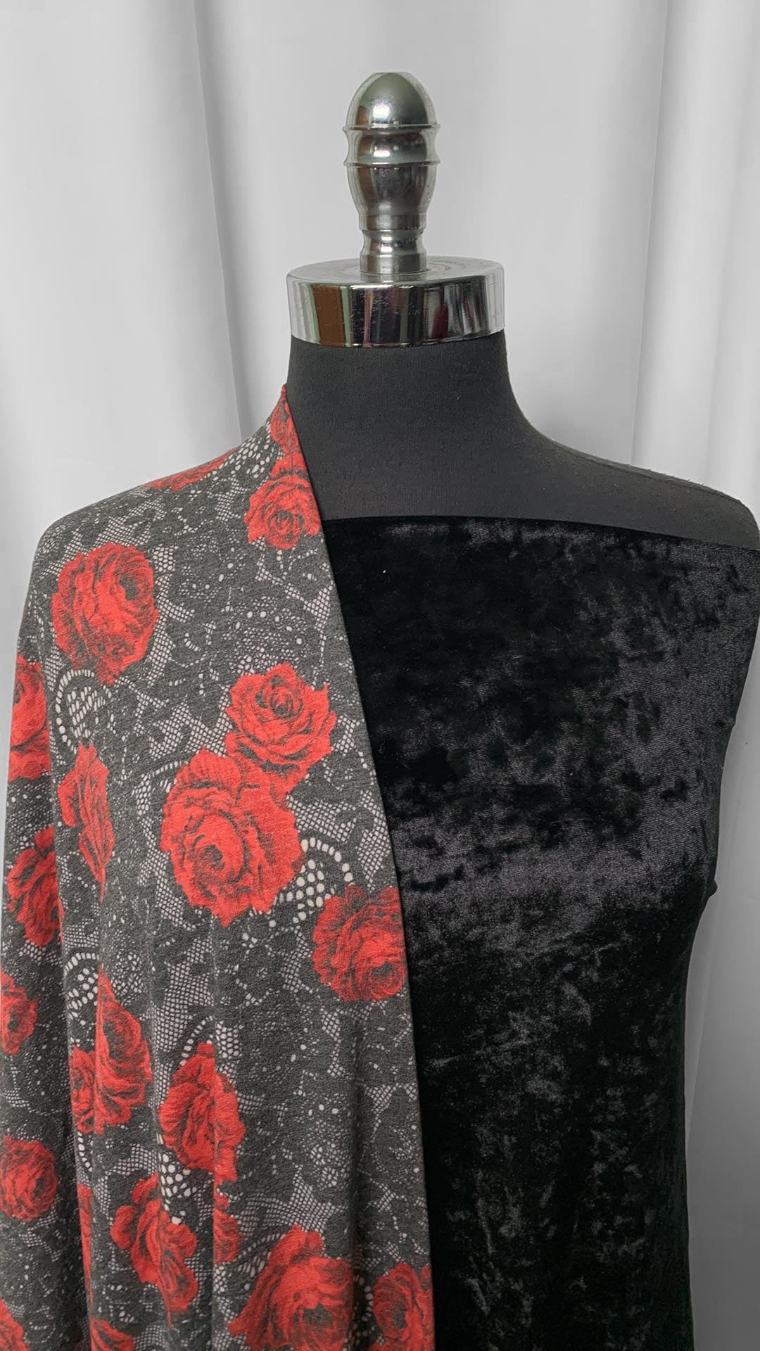 ROSES/VELVET BUNDLE : 2YD Floral/Lace Print FT & 2YD Black Crushed Stretch Velvet : A24966