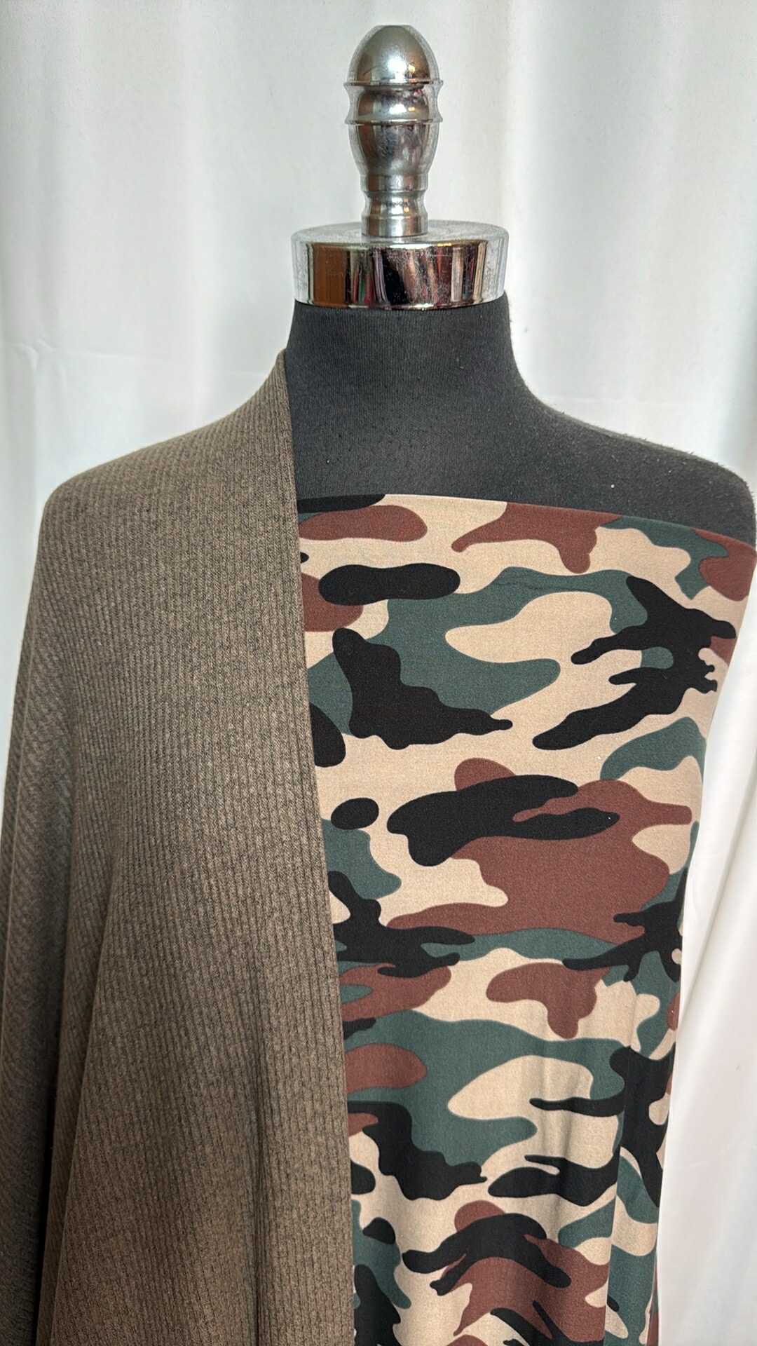 CAMO/BRUSHED RIB BUNDLE : 2.5YD Camo DBP & 1.5YD Brushed Rib SK : A28627