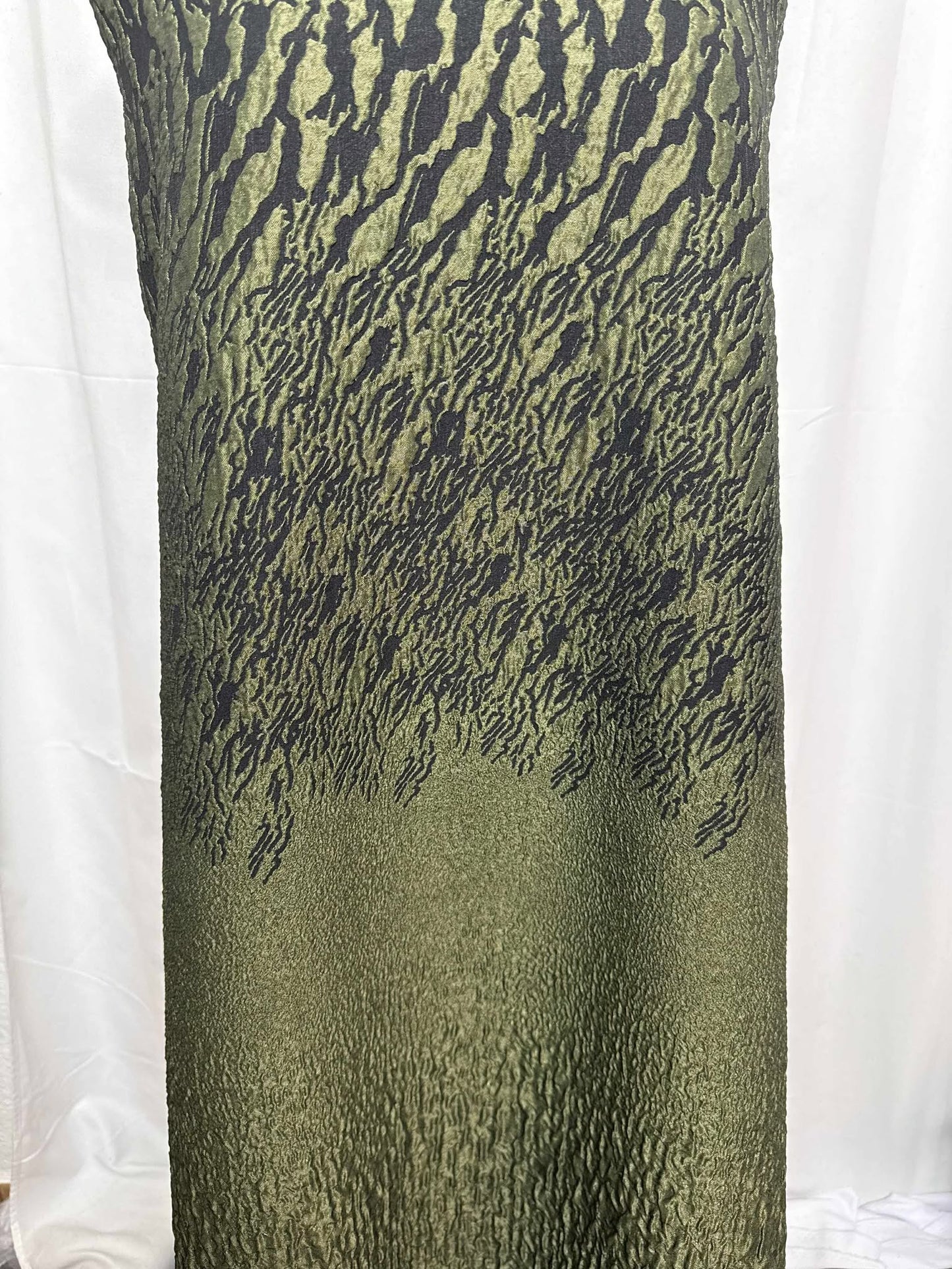 Reversible - Jacquard Woven - 2 Yard Cut